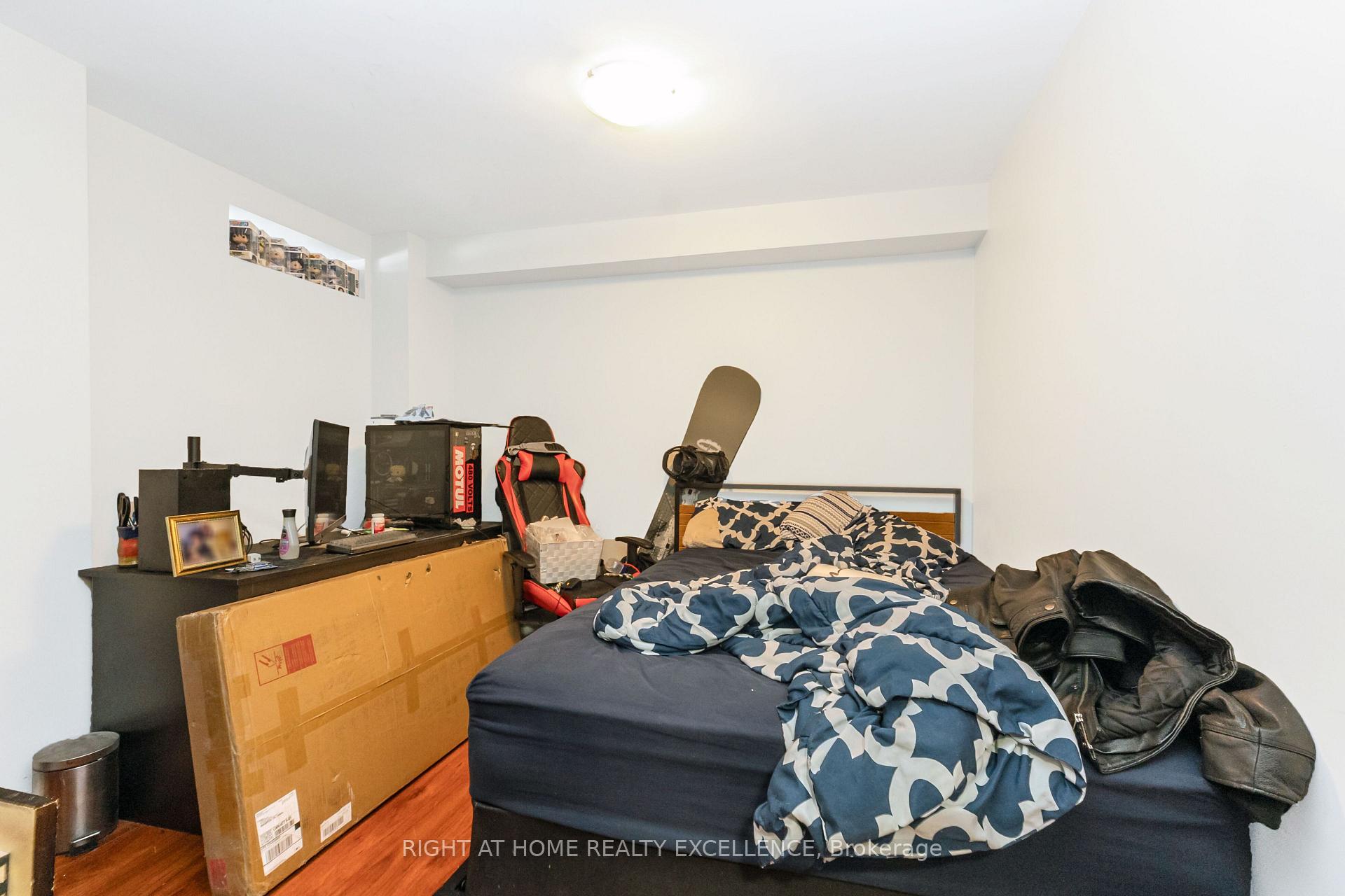 Photo 41 of 17 Keeleview Crescent, Brampton, Sandringham-Wellington — HOMEH