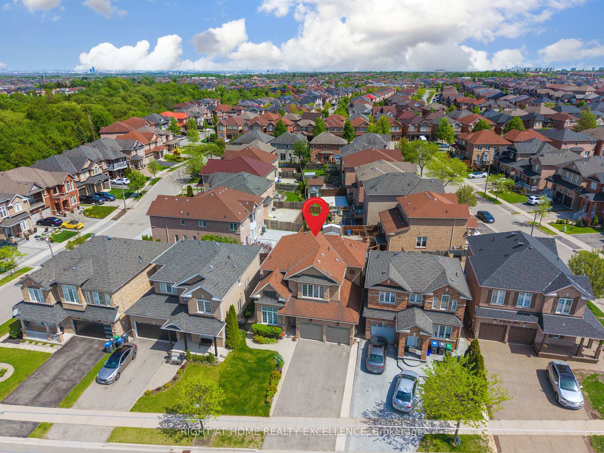 Photo 50 of 17 Keeleview Crescent, Brampton, Sandringham-Wellington — HOMEH
