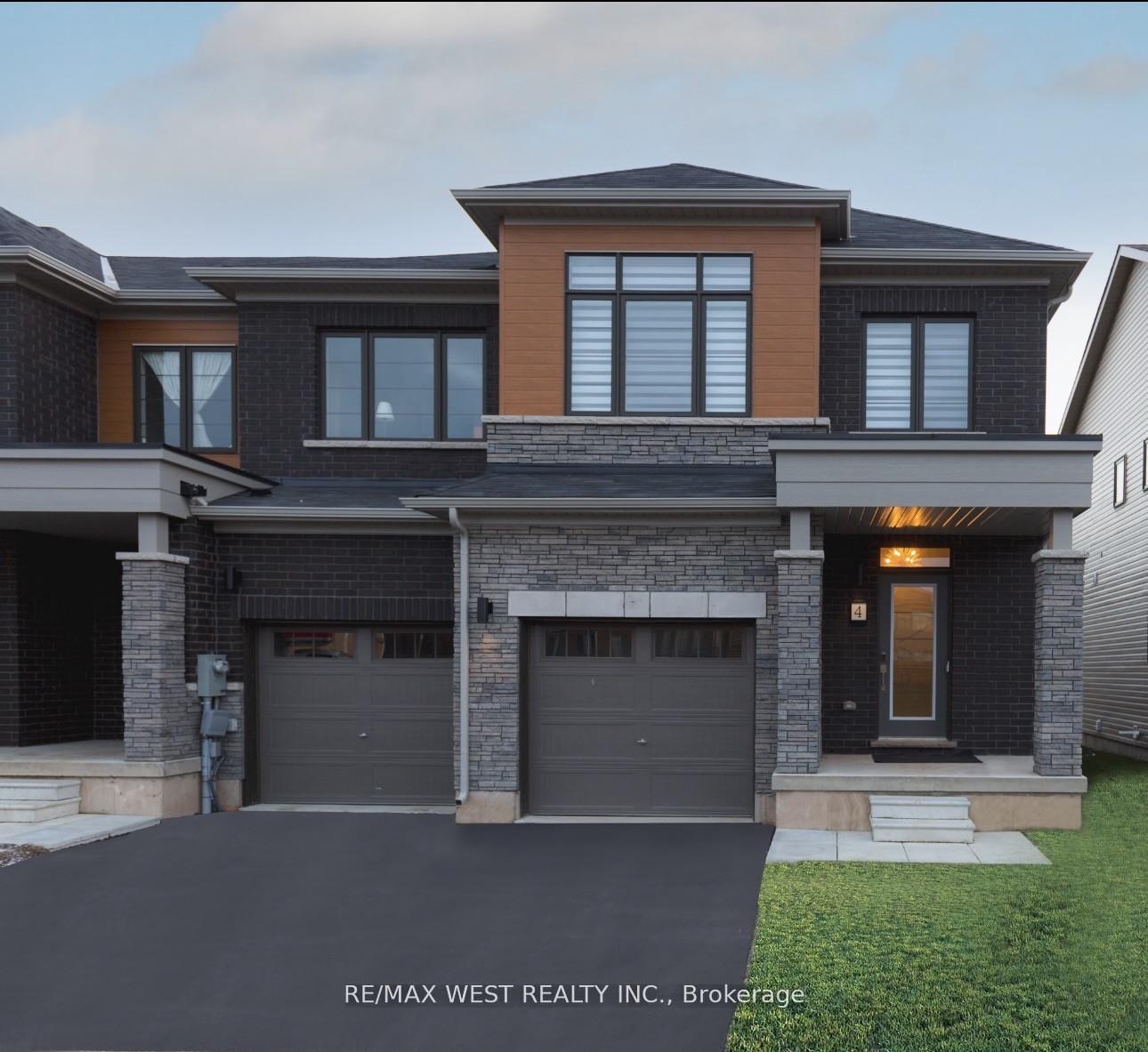 Photo 2 of Unit 4, 7789 Kalar Road N, Niagara Falls, Brown — HOMEH