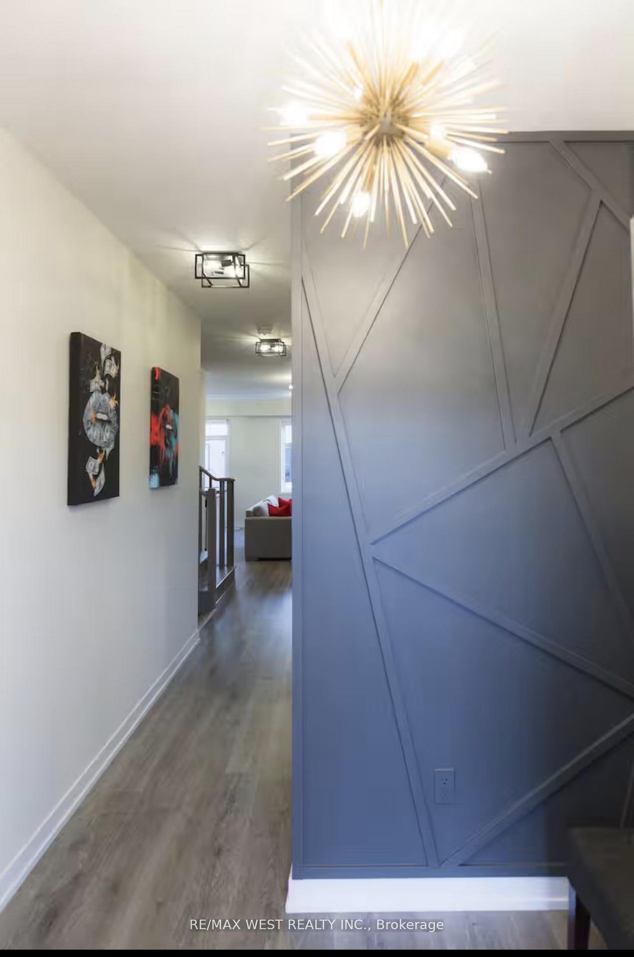 Photo 3 of Unit 4, 7789 Kalar Road N, Niagara Falls, Brown — HOMEH