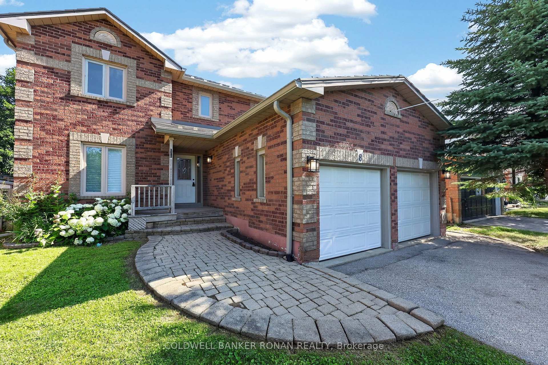 Photo 2 of 8 McCullough Avenue, New Tecumseth, Beeton — HOMEH