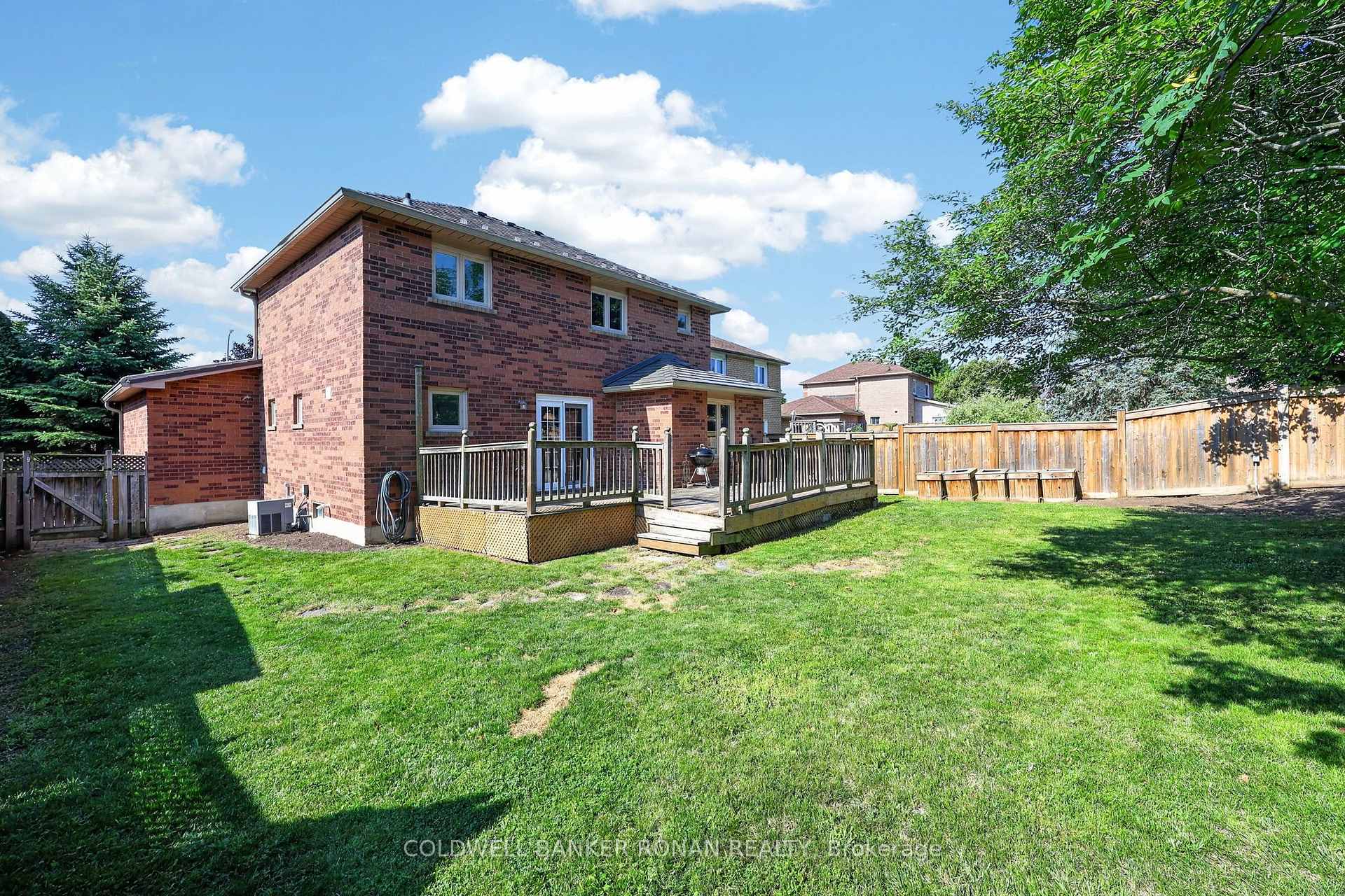 Photo 38 of 8 McCullough Avenue, New Tecumseth, Beeton — HOMEH