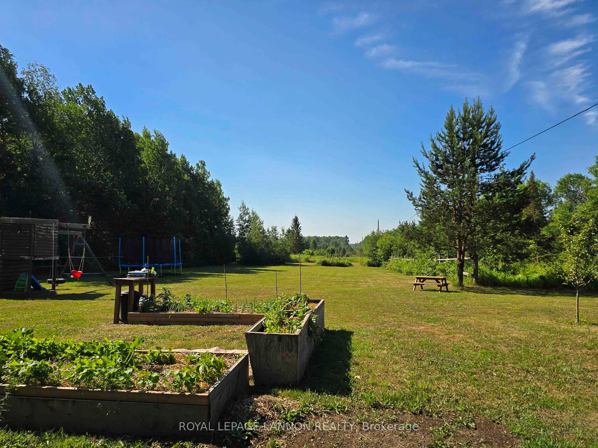 Photo 26 of 20 Union School Road S, Neebing, Scoble — HOMEH