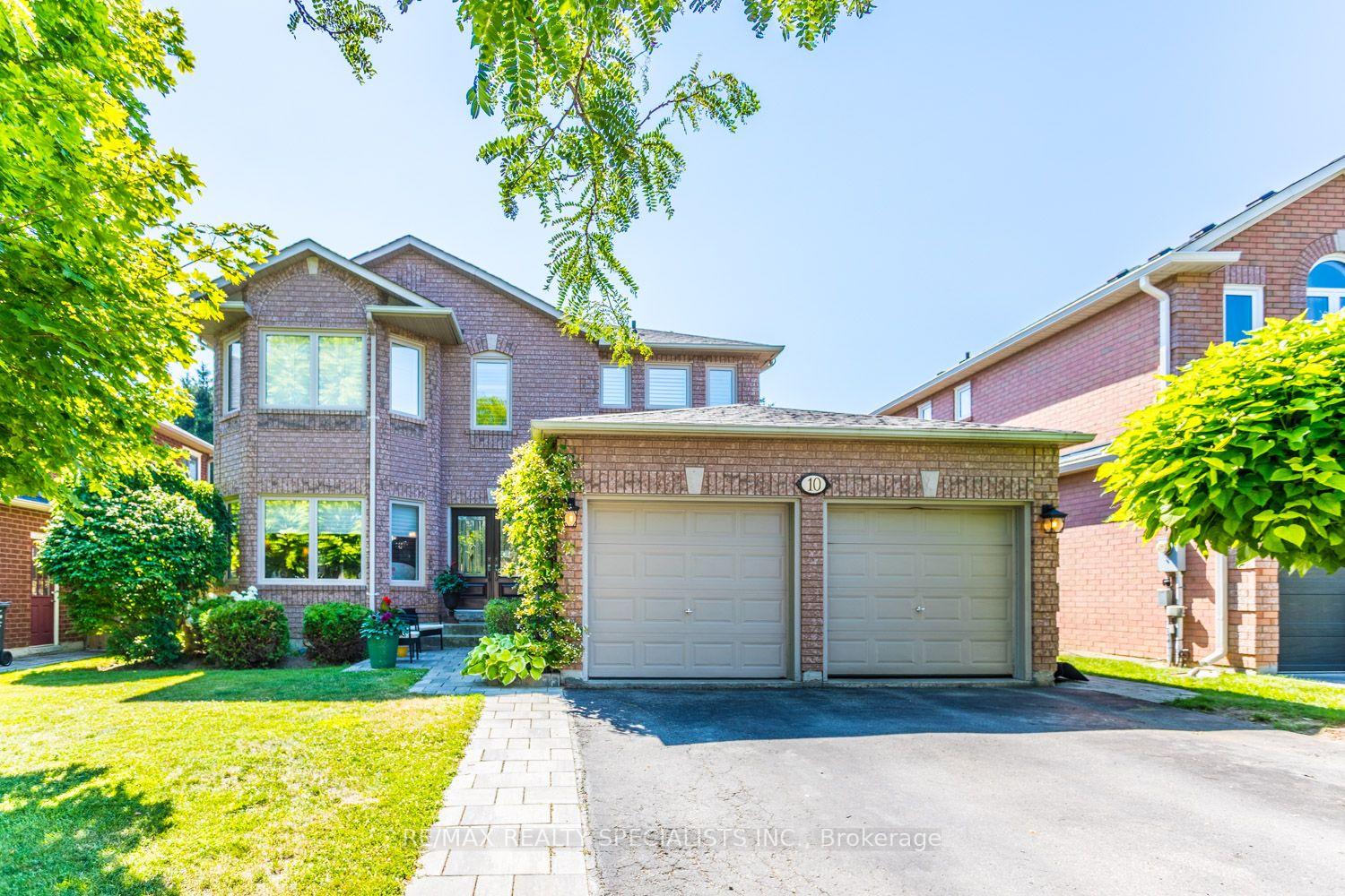 Photo 1 of 10 Split Maple Lane, Halton Hills, Georgetown — HOMEH