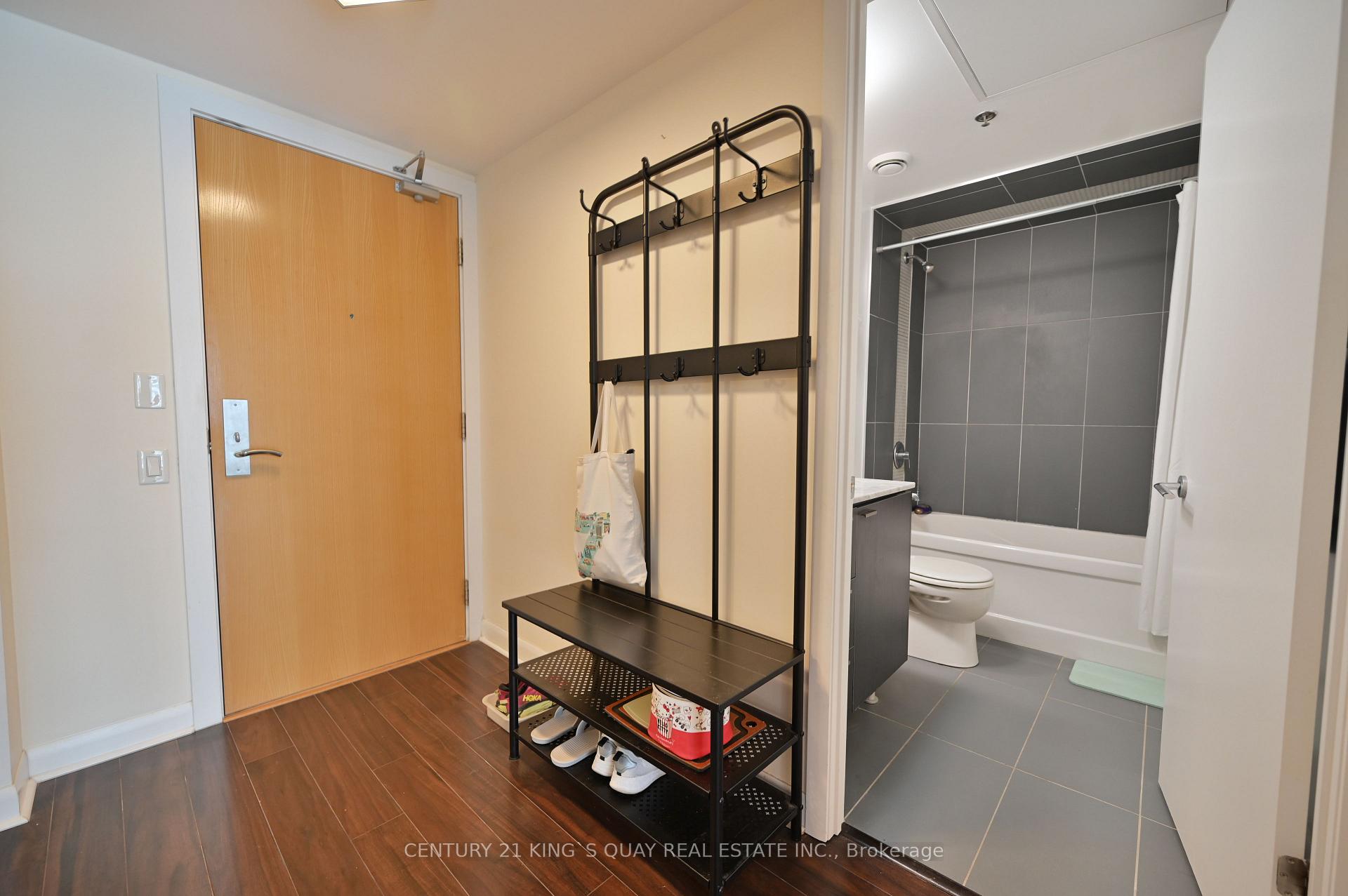 Photo 3 of Unit 2908, 375 King Street W, Toronto, Waterfront Communities — HOMEH