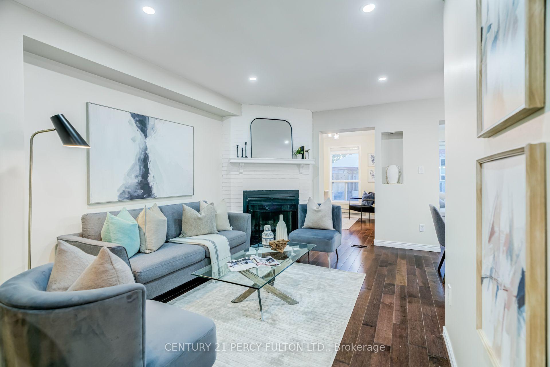 Photo 3 of 696 Lamour Road, Pickering, Amberlea — HOMEH