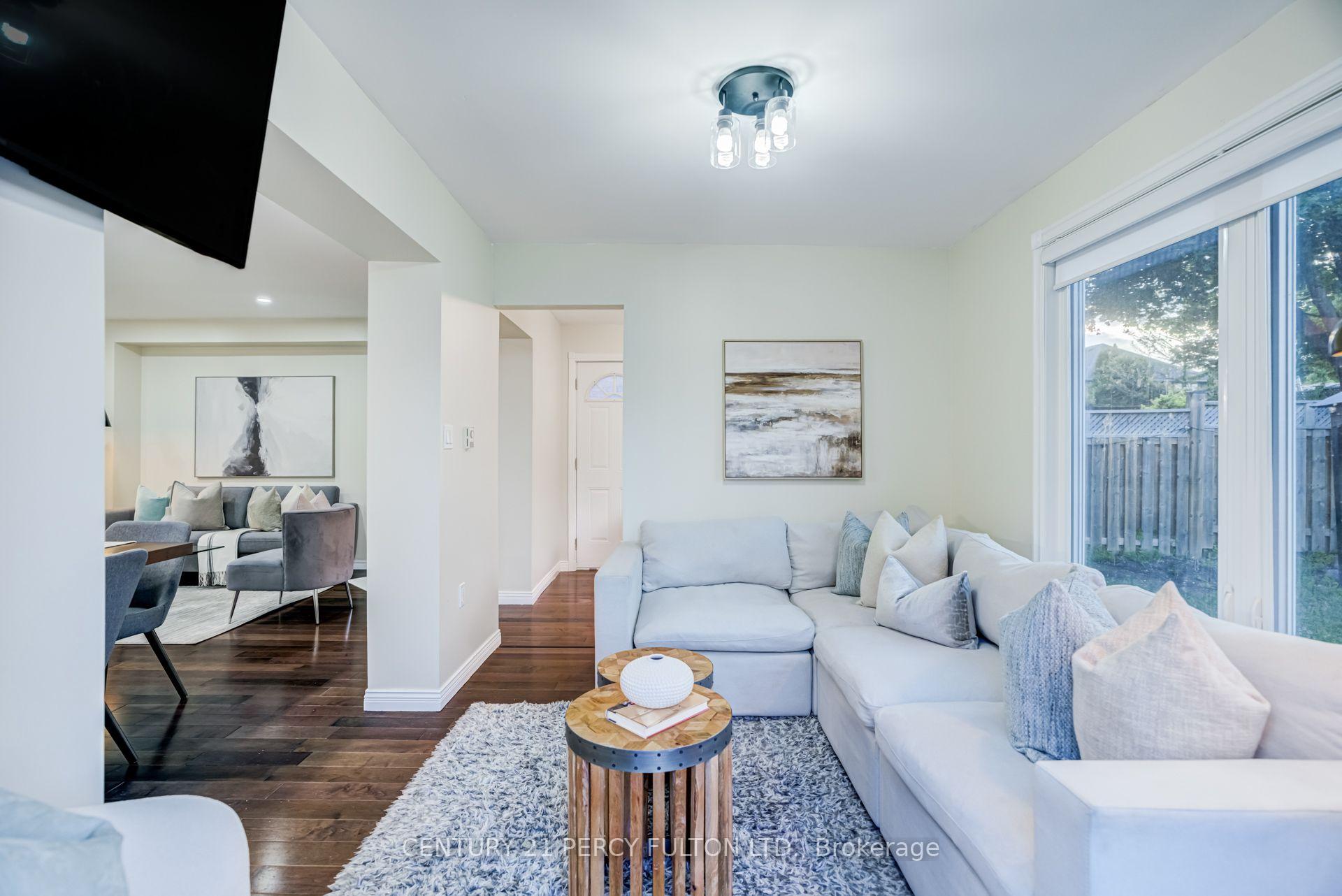 Photo 12 of 696 Lamour Road, Pickering, Amberlea — HOMEH