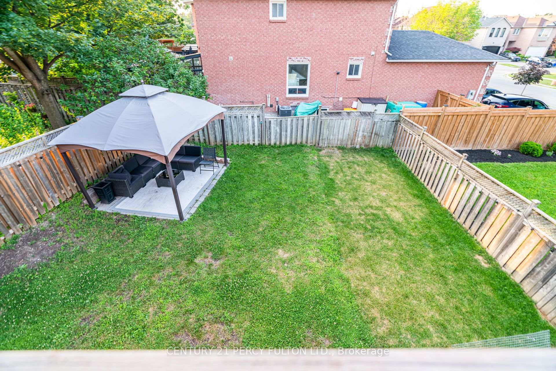 Photo 25 of 696 Lamour Road, Pickering, Amberlea — HOMEH