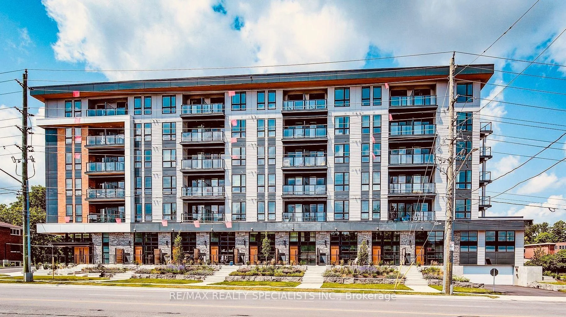 Front of Unit 501, 312 Erb Street
