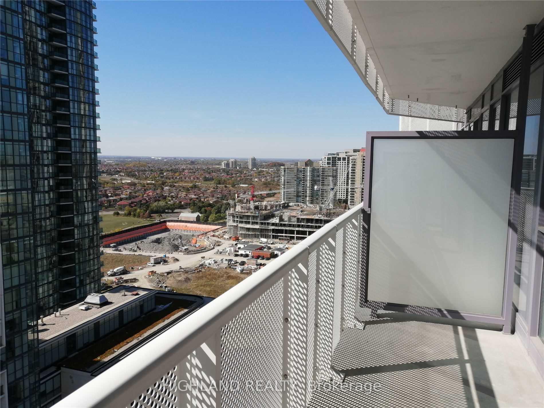 Photo 4 of Unit 1912, 4065 Confederation Parkway, Mississauga, City Centre — HOMEH