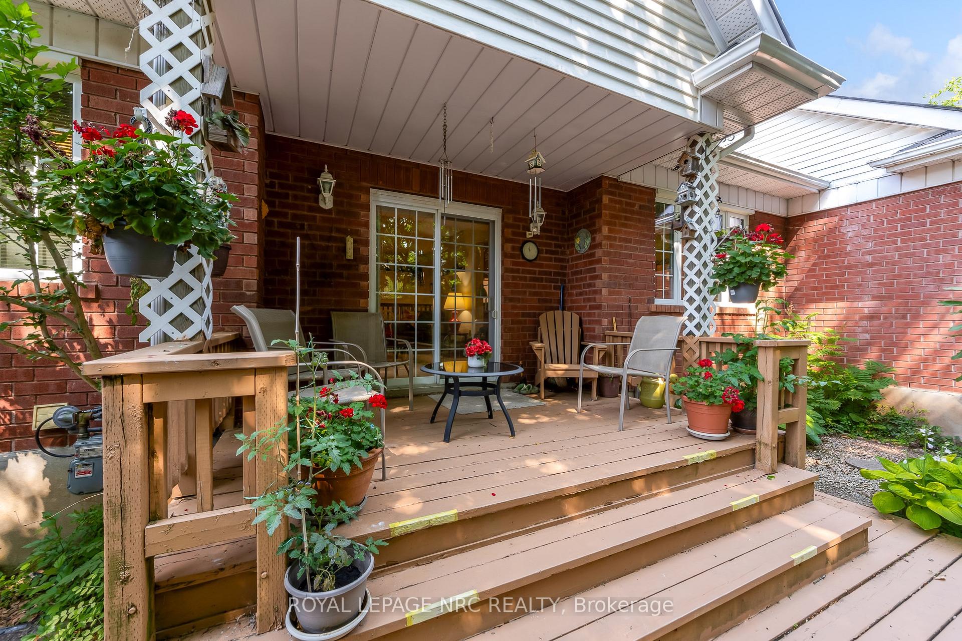 Photo 6 of 25 Milburn Drive, Pelham, Fonthill — HOMEH