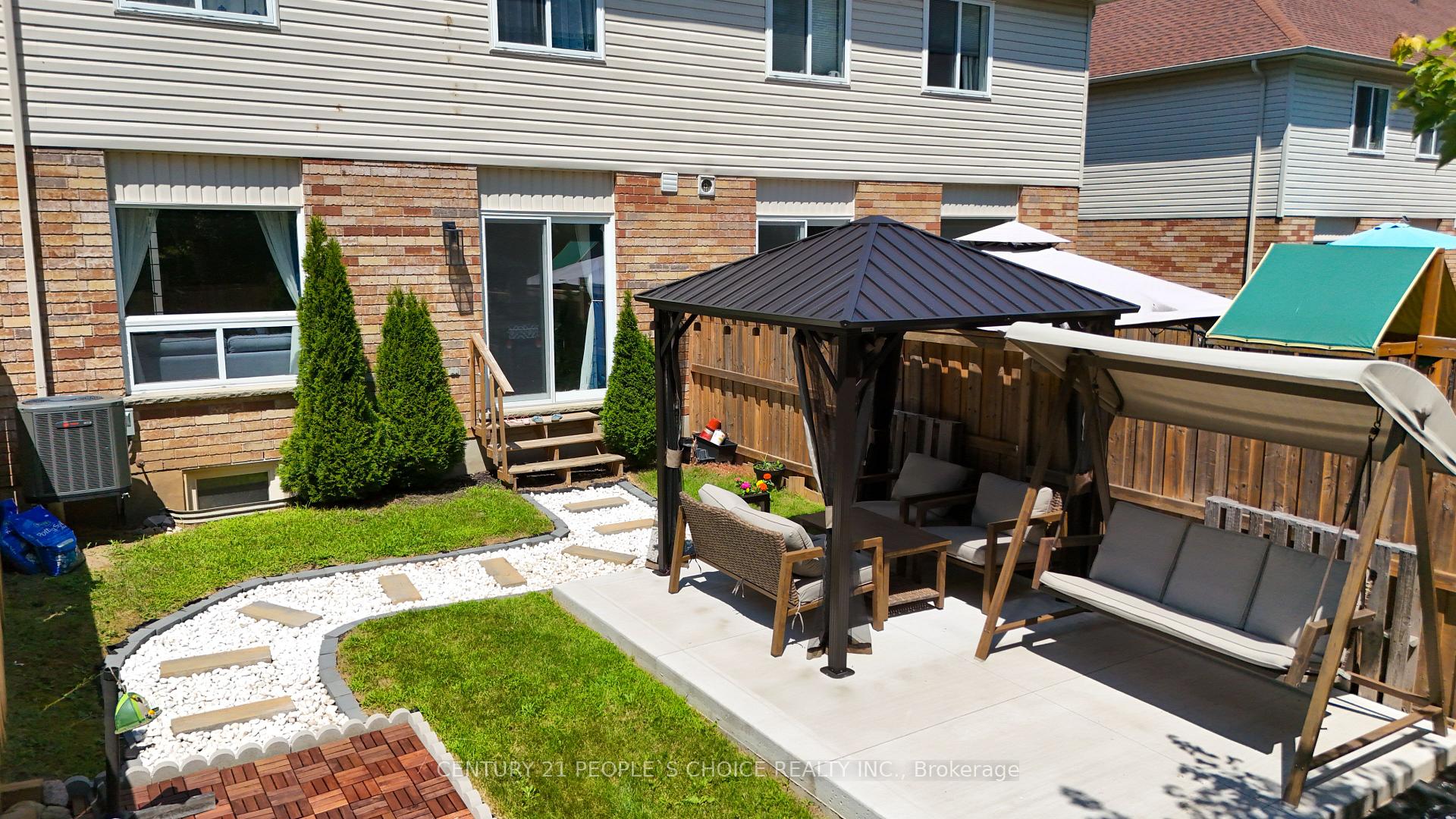 Photo 40 of 504 Doon Drive S, Kitchener, Doon South — HOMEH
