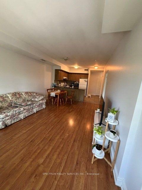 Photo 2 of Unit 308, 9901 Keele Street, Vaughan, Maple — HOMEH