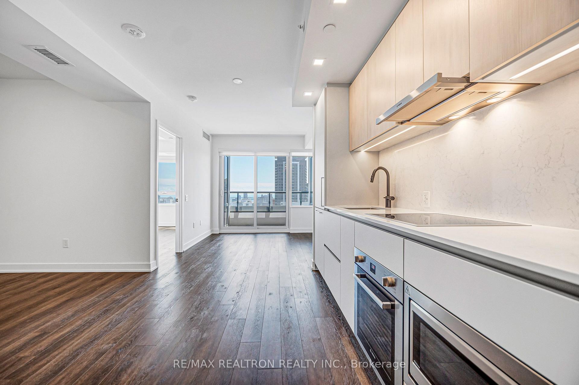 Photo 11 of Unit 3201, 609 Sherbourne Street, Toronto, Cabbagetown-South St. James Town — HOMEH