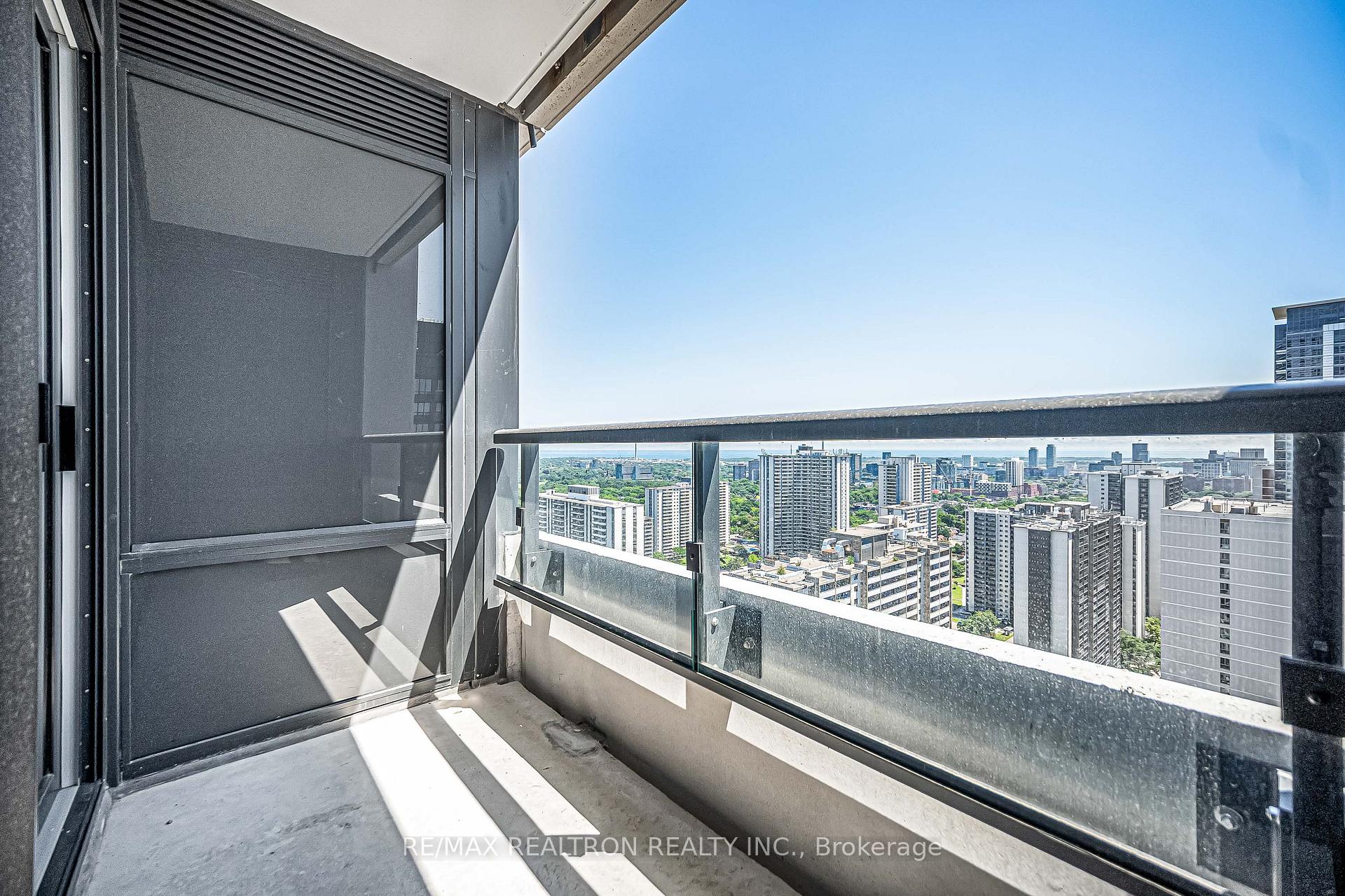 Photo 35 of Unit 3201, 609 Sherbourne Street, Toronto, Cabbagetown-South St. James Town — HOMEH