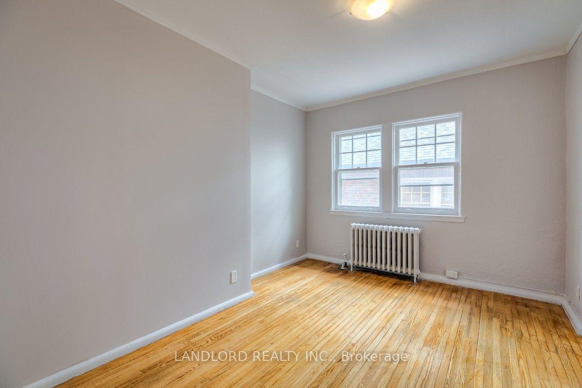 Photo 14 of Unit Upper, 20 Acacia Road, Toronto, Mount Pleasant West — HOMEH