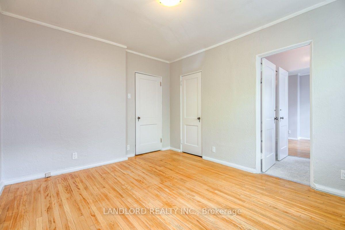 Photo 17 of Unit Upper, 20 Acacia Road, Toronto, Mount Pleasant West — HOMEH