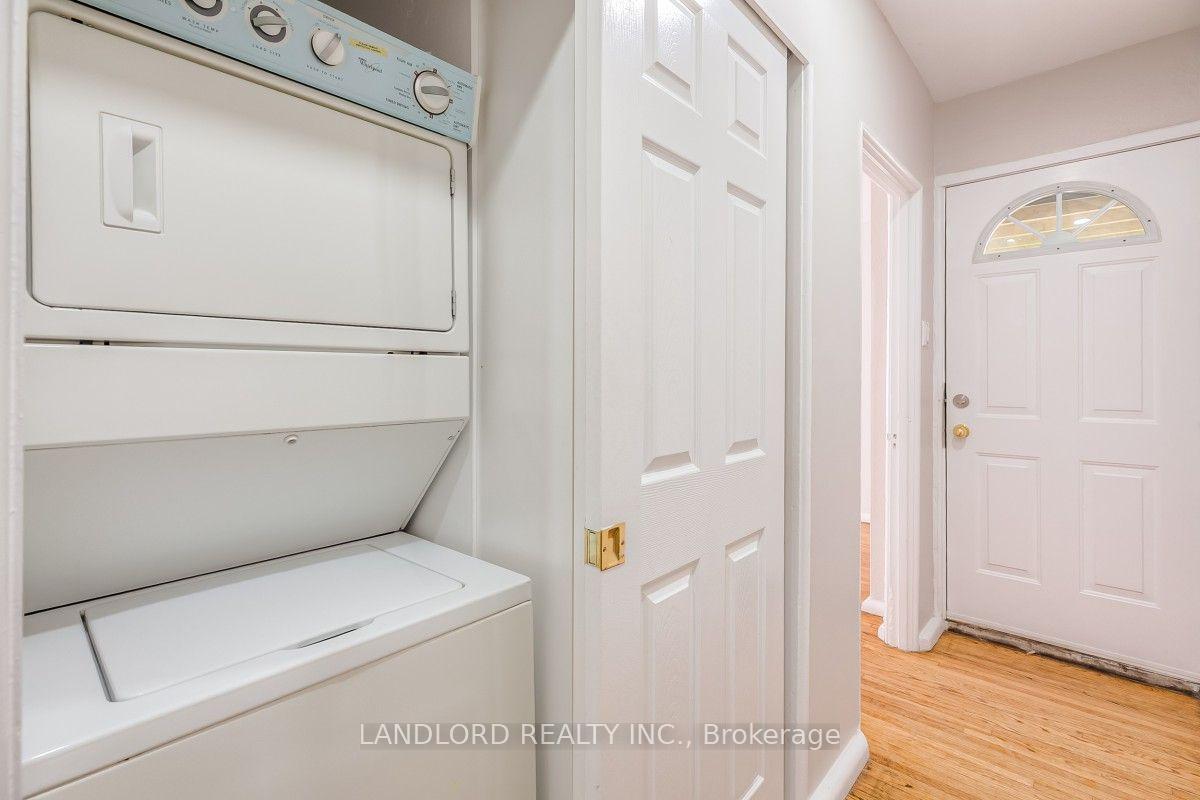 Photo 16 of Unit Lower, 16 Acacia Road, Toronto, Mount Pleasant West — HOMEH