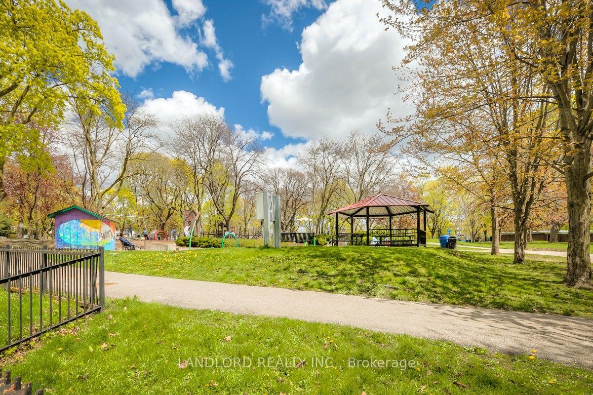 Photo 19 of Unit Lower, 16 Acacia Road, Toronto, Mount Pleasant West — HOMEH