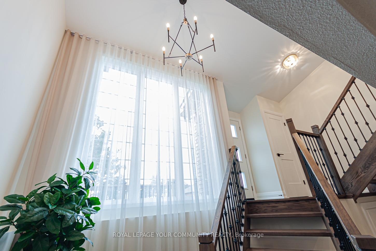 Photo 13 of 5 Selkirk Crescent, Barrie, Holly — HOMEH