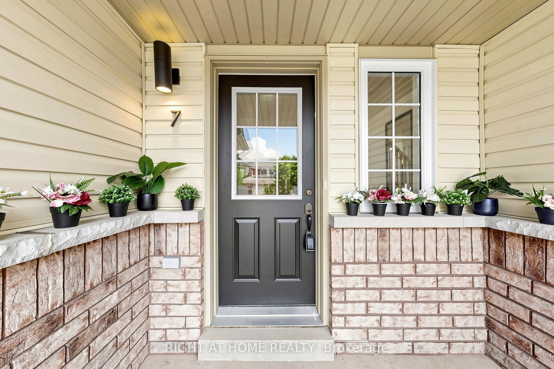 Photo 6 of 7 Macmillan Avenue, Whitby, Pringle Creek — HOMEH