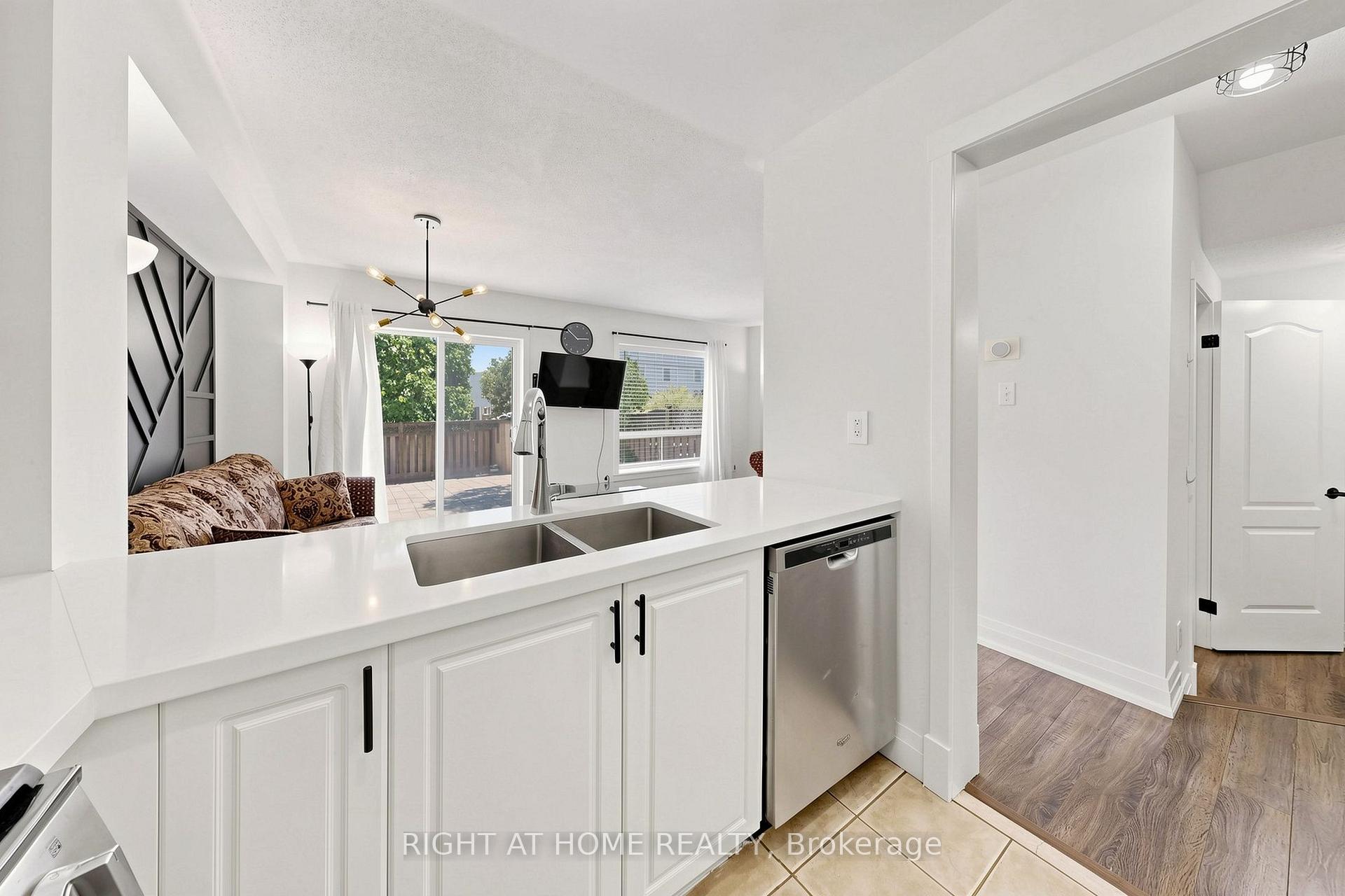 Photo 20 of 7 Macmillan Avenue, Whitby, Pringle Creek — HOMEH