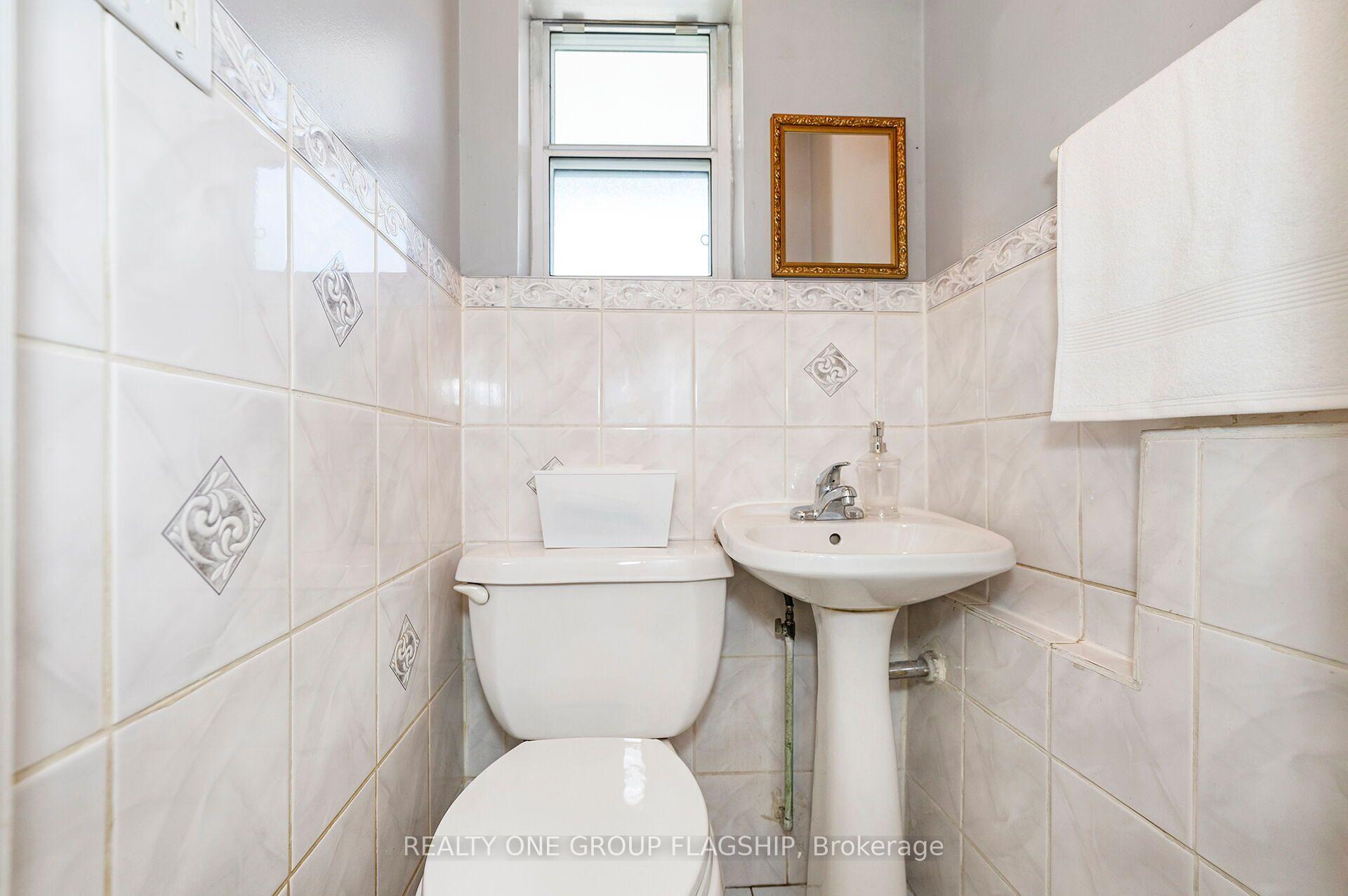 Photo 14 of 475 Shaw Street, Toronto, Palmerston-Little Italy — HOMEH