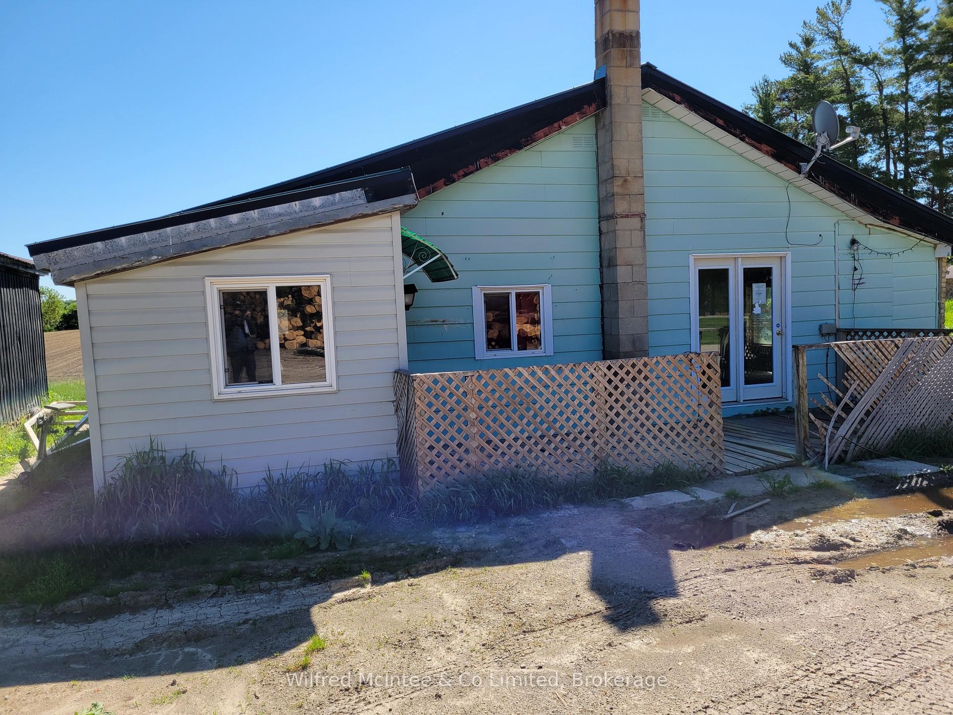 Photo 2 of 444 Chepstow Road, Brockton — HOMEH