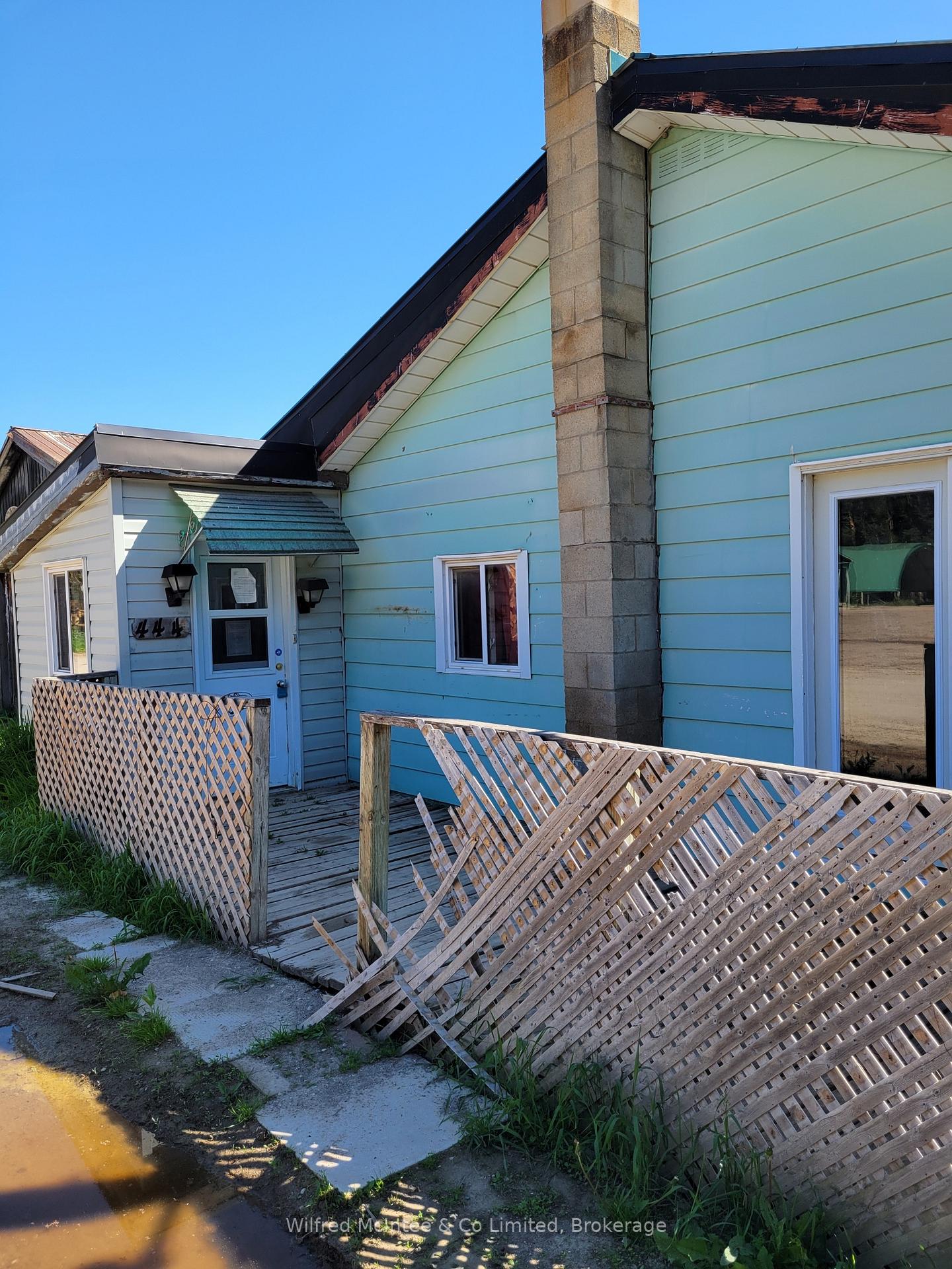 Photo 3 of 444 Chepstow Road, Brockton — HOMEH