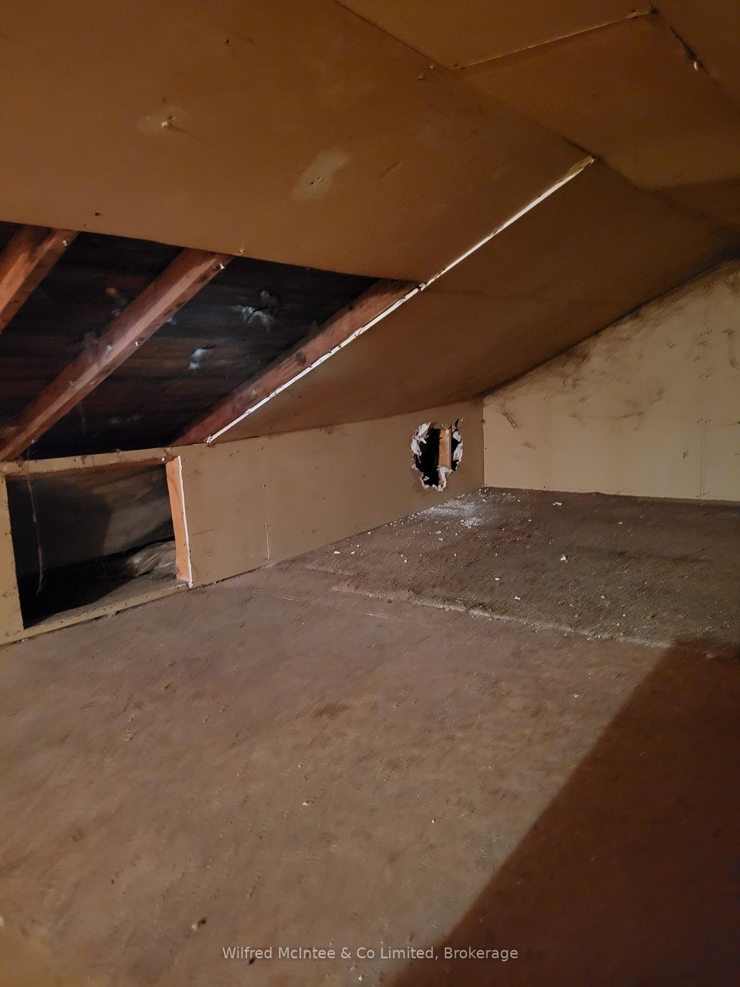 Photo 18 of 444 Chepstow Road, Brockton — HOMEH