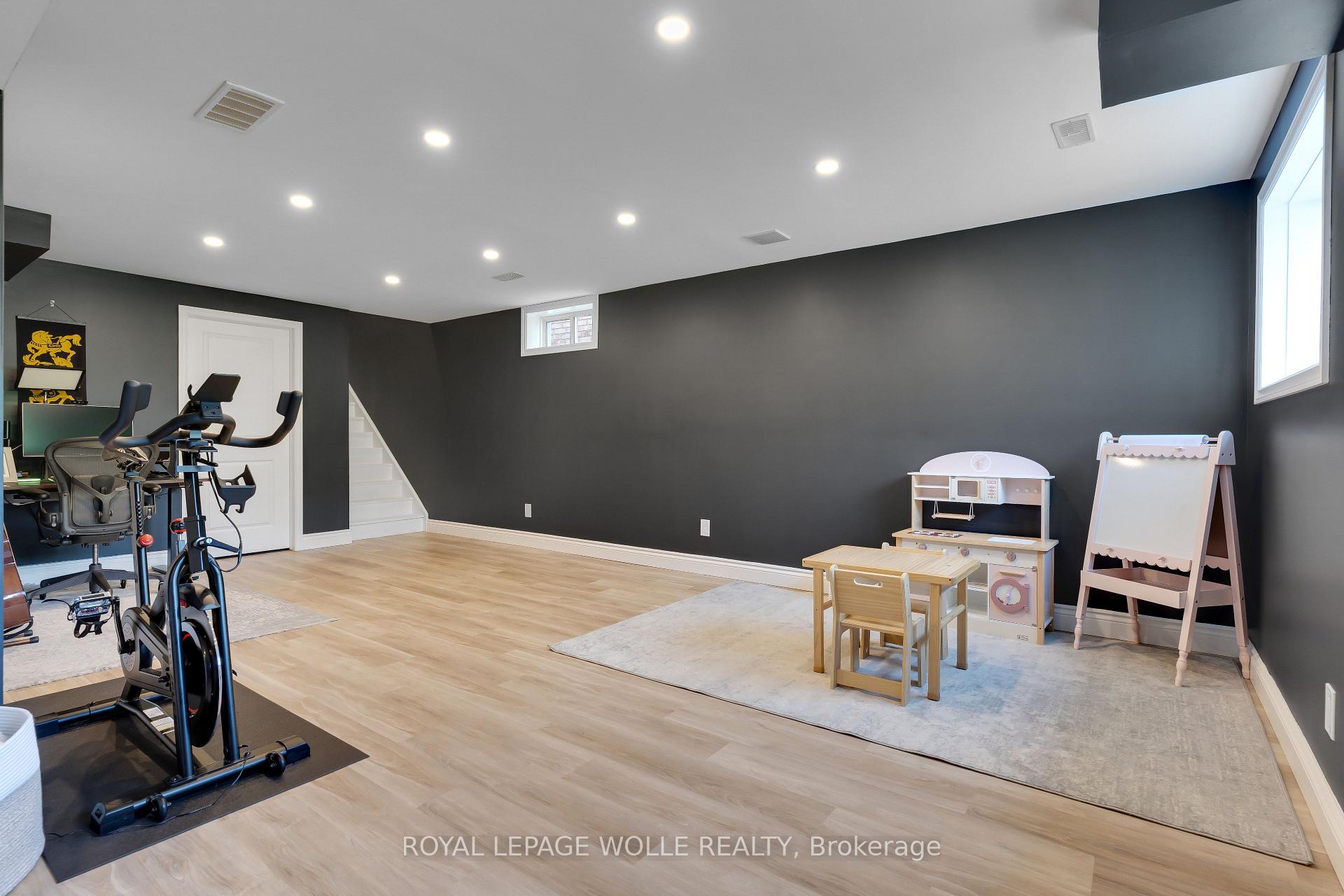 Photo 36 of 143 Stillwater Street, Kitchener, Grand River South — HOMEH