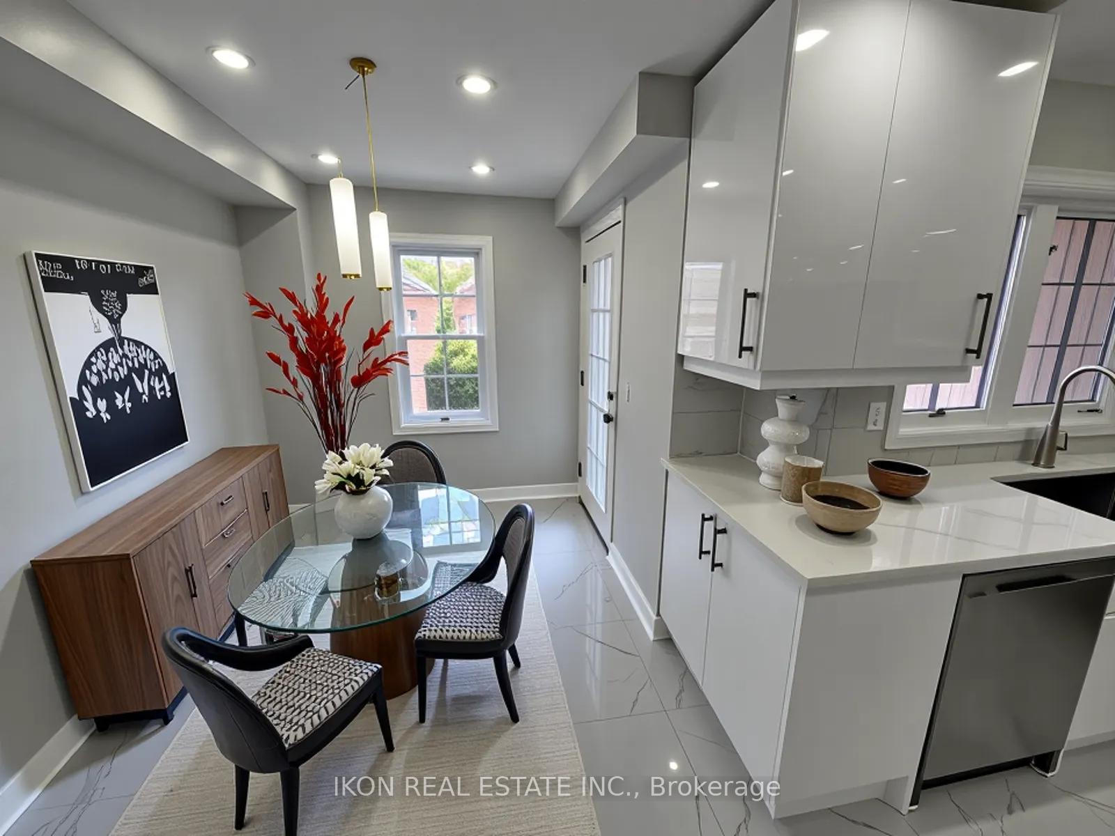 Photo 6 of 67 Sprucedale Way E, Whitby, Pringle Creek — HOMEH
