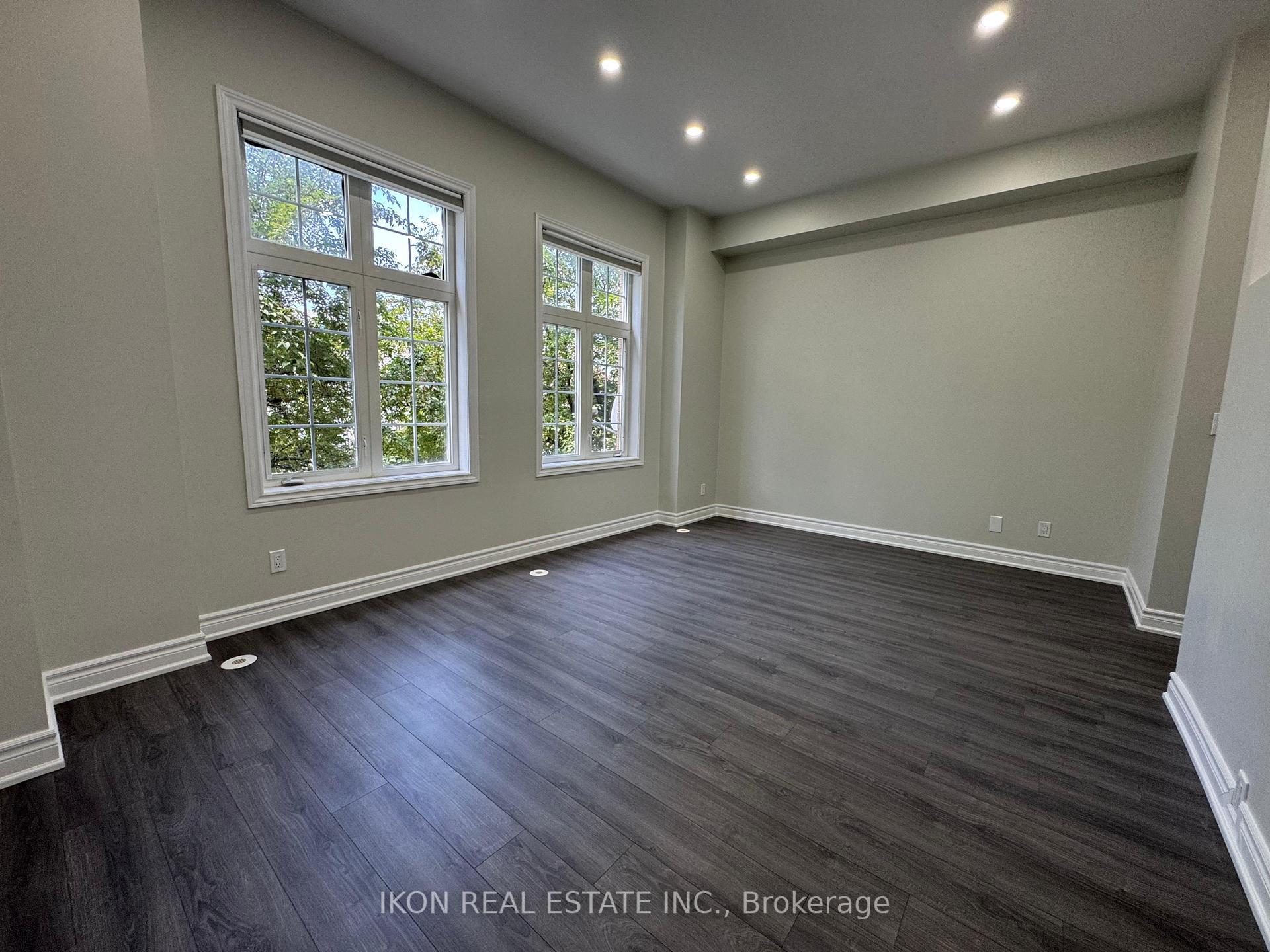 Photo 20 of 67 Sprucedale Way E, Whitby, Pringle Creek — HOMEH