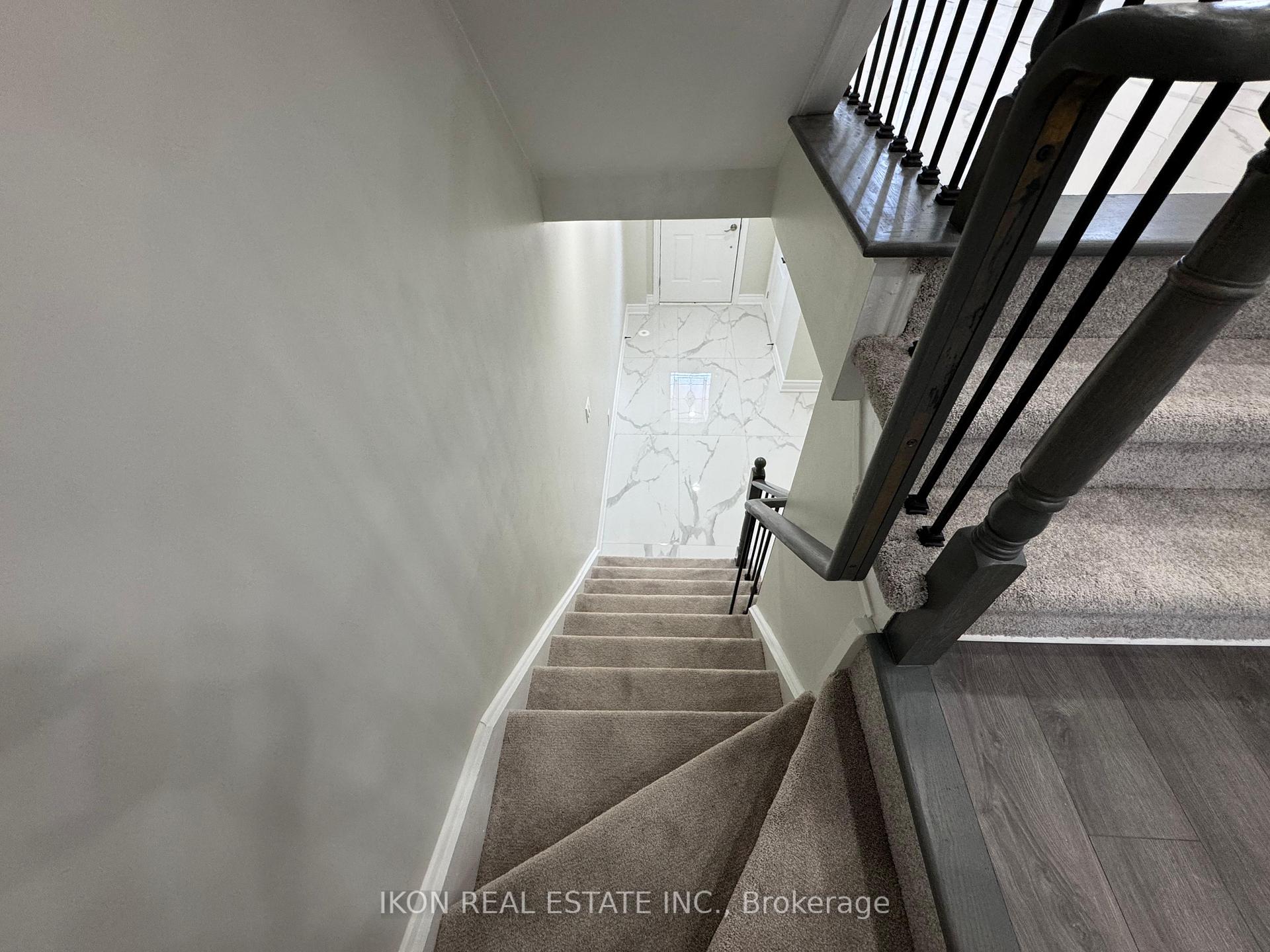 Photo 27 of 67 Sprucedale Way E, Whitby, Pringle Creek — HOMEH