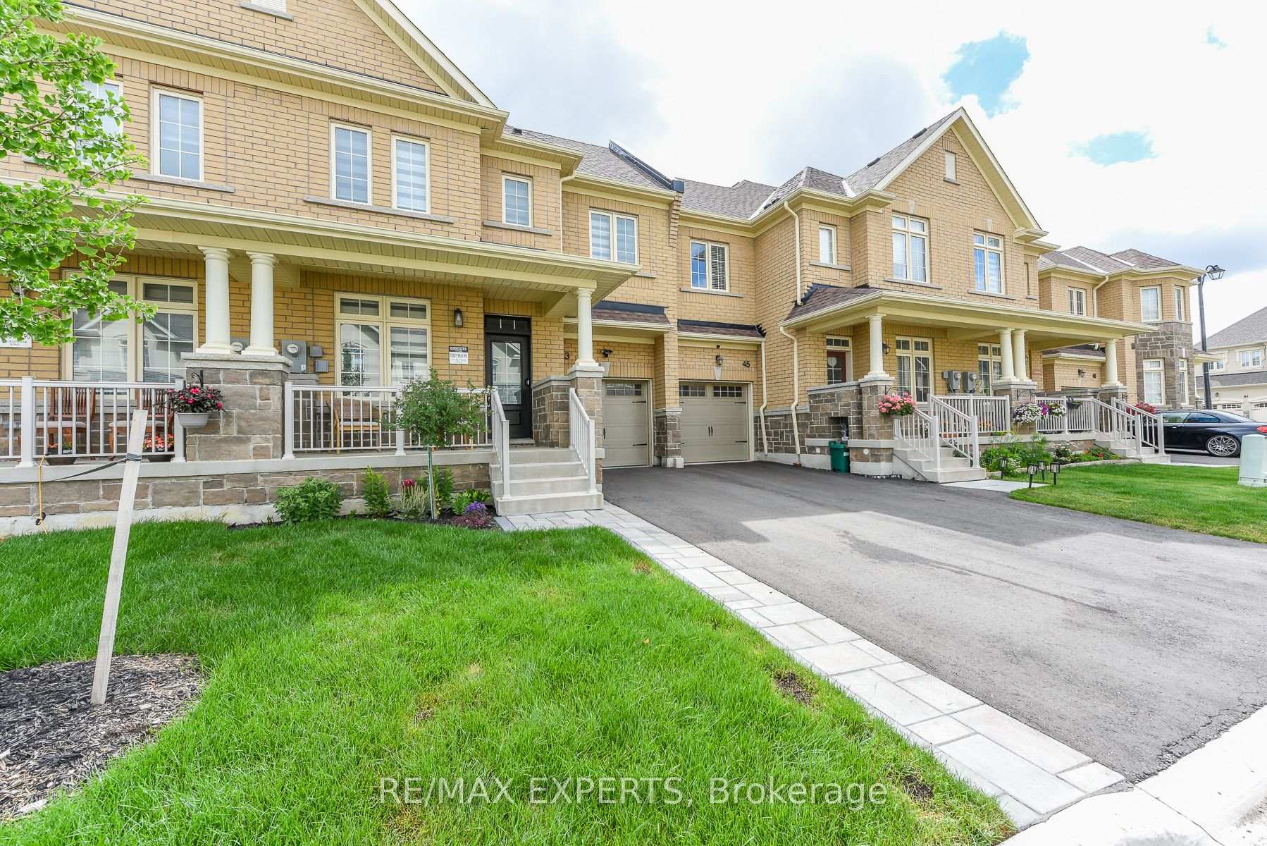 Photo 1 of 43 Grassbank Road, Brampton, Sandringham-Wellington North — HOMEH