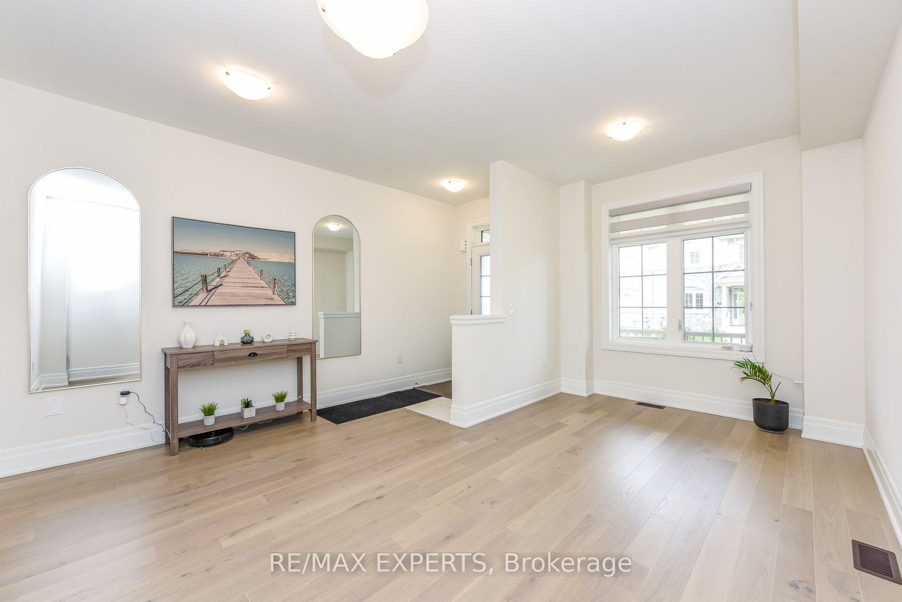 Photo 5 of 43 Grassbank Road, Brampton, Sandringham-Wellington North — HOMEH