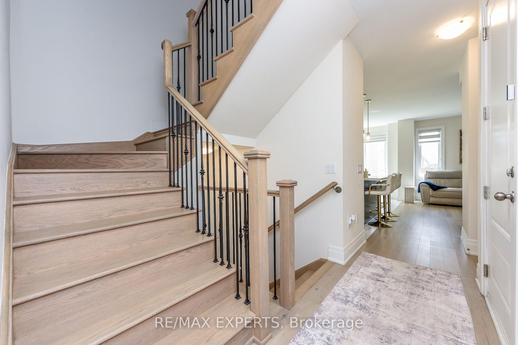Photo 9 of 43 Grassbank Road, Brampton, Sandringham-Wellington North — HOMEH