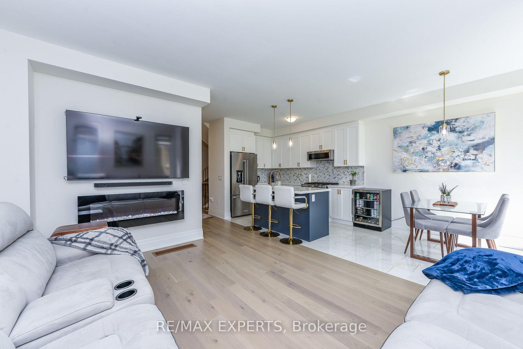 Photo 15 of 43 Grassbank Road, Brampton, Sandringham-Wellington North — HOMEH
