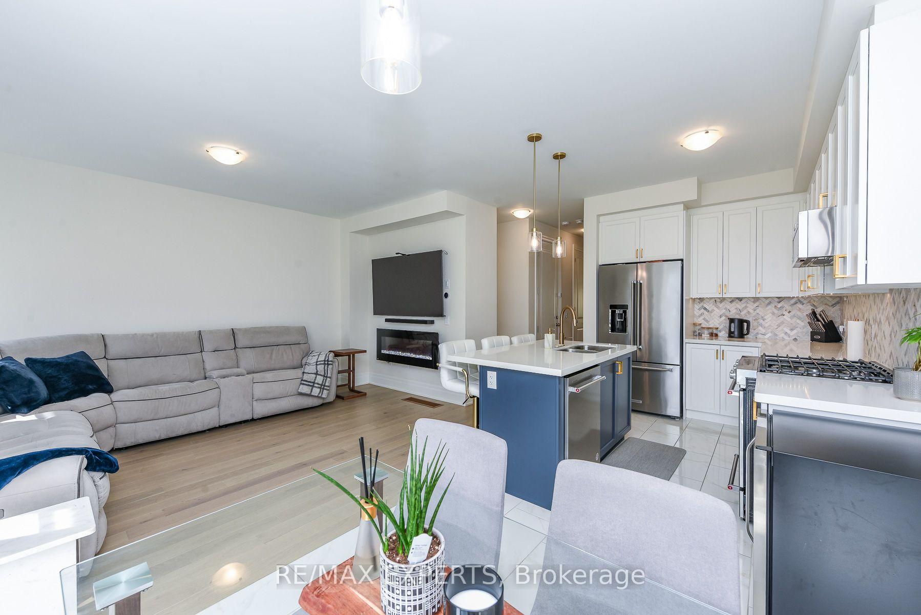Photo 18 of 43 Grassbank Road, Brampton, Sandringham-Wellington North — HOMEH