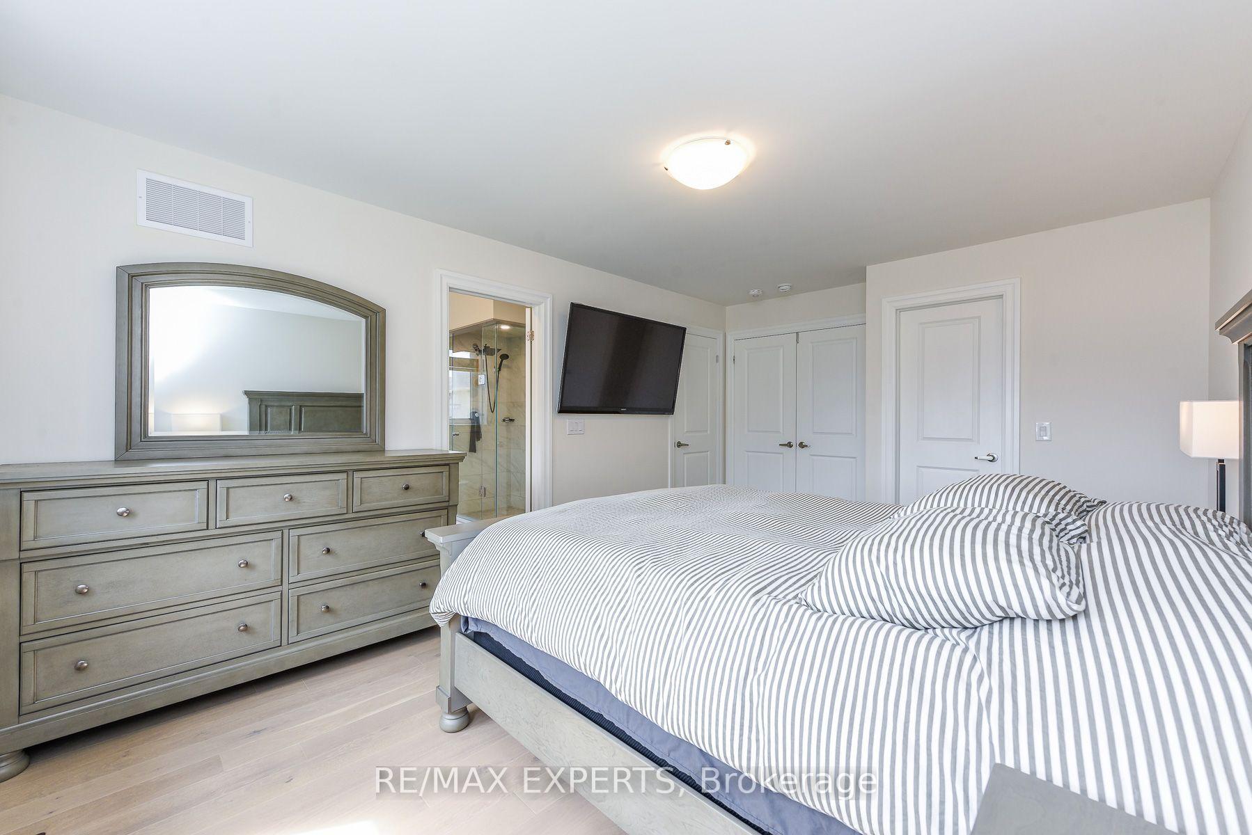 Photo 28 of 43 Grassbank Road, Brampton, Sandringham-Wellington North — HOMEH