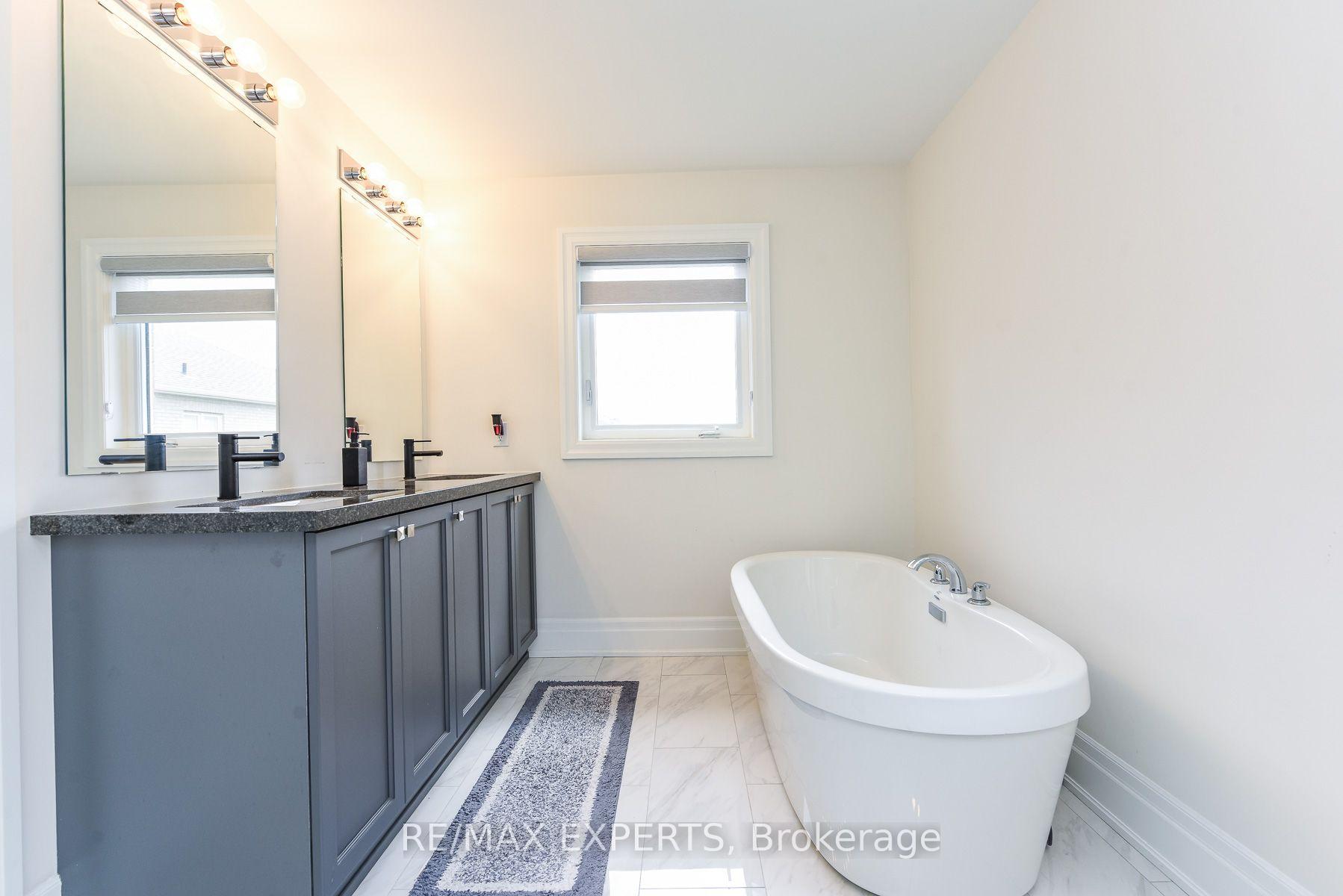 Photo 34 of 43 Grassbank Road, Brampton, Sandringham-Wellington North — HOMEH