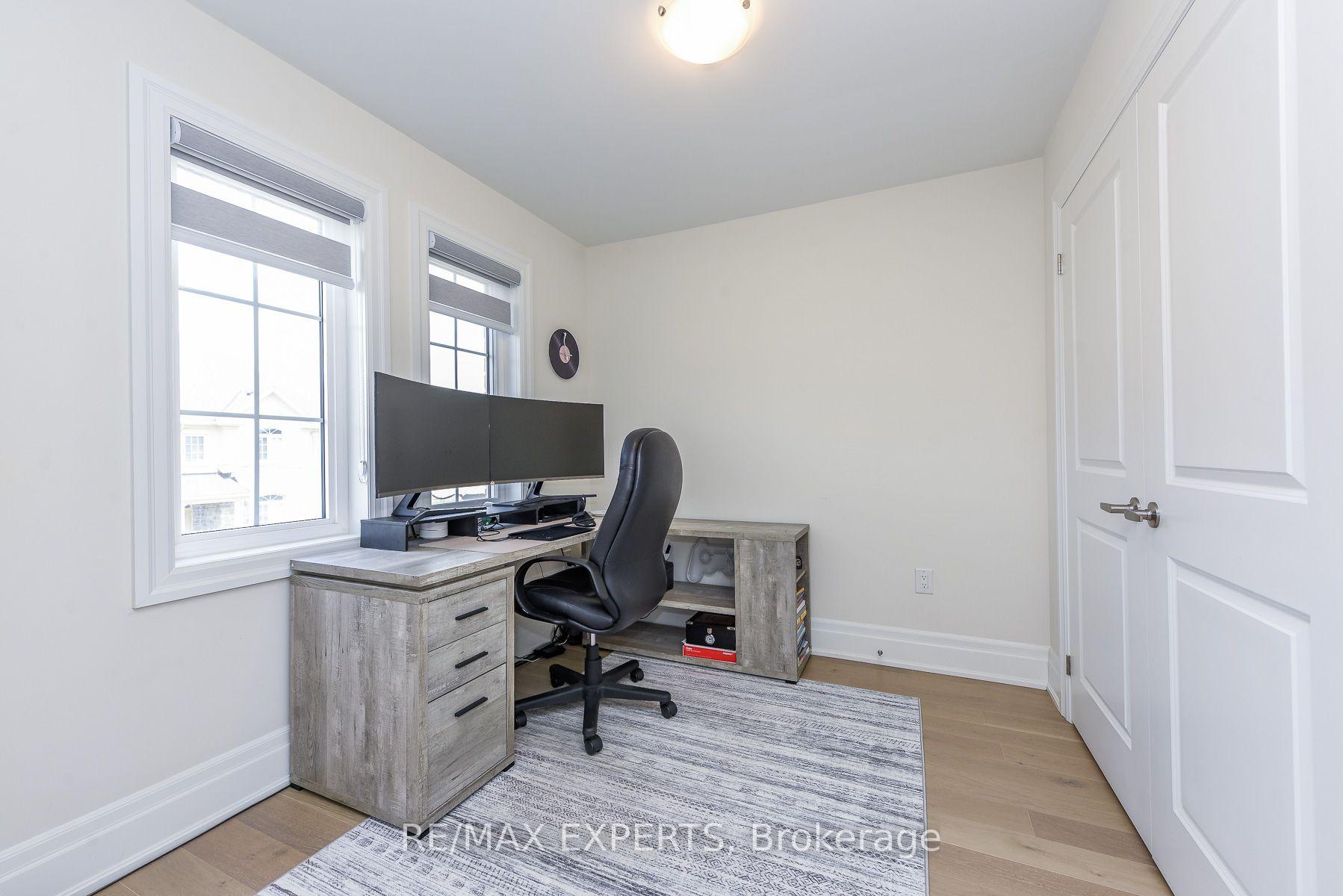 Photo 45 of 43 Grassbank Road, Brampton, Sandringham-Wellington North — HOMEH