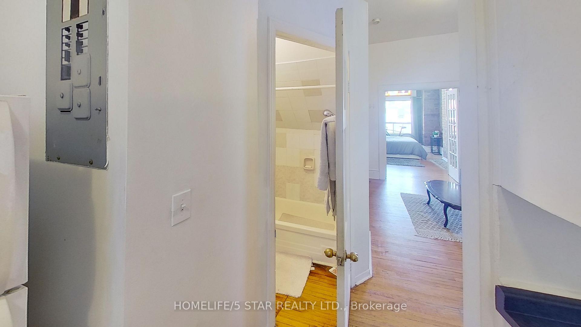 Photo 5 of Unit 1, 97 Wolseley Street, Toronto, Trinity-Bellwoods — HOMEH