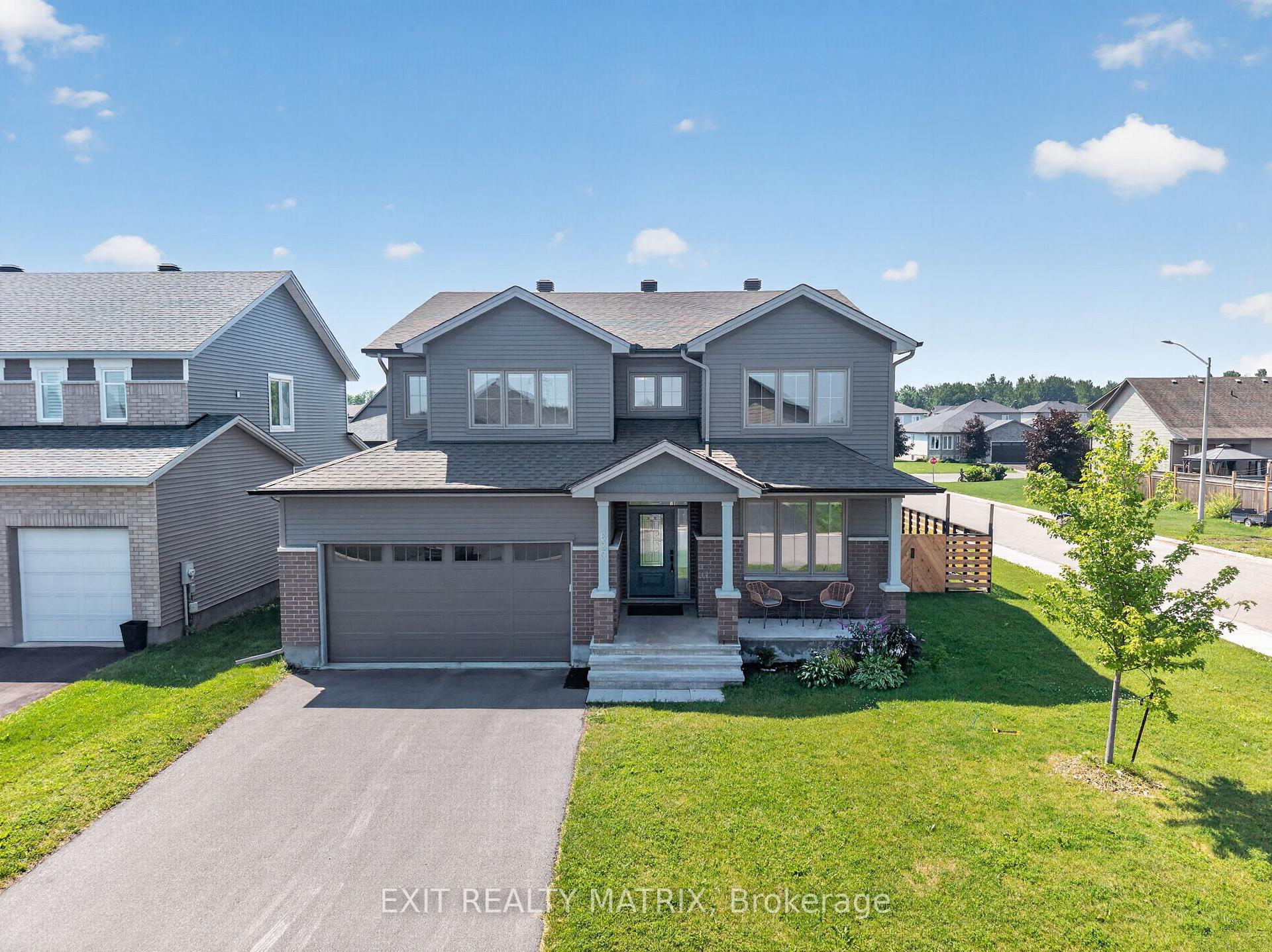Photo 2 of 620 Parkview Terrace, Russell, Village of Russell — HOMEH