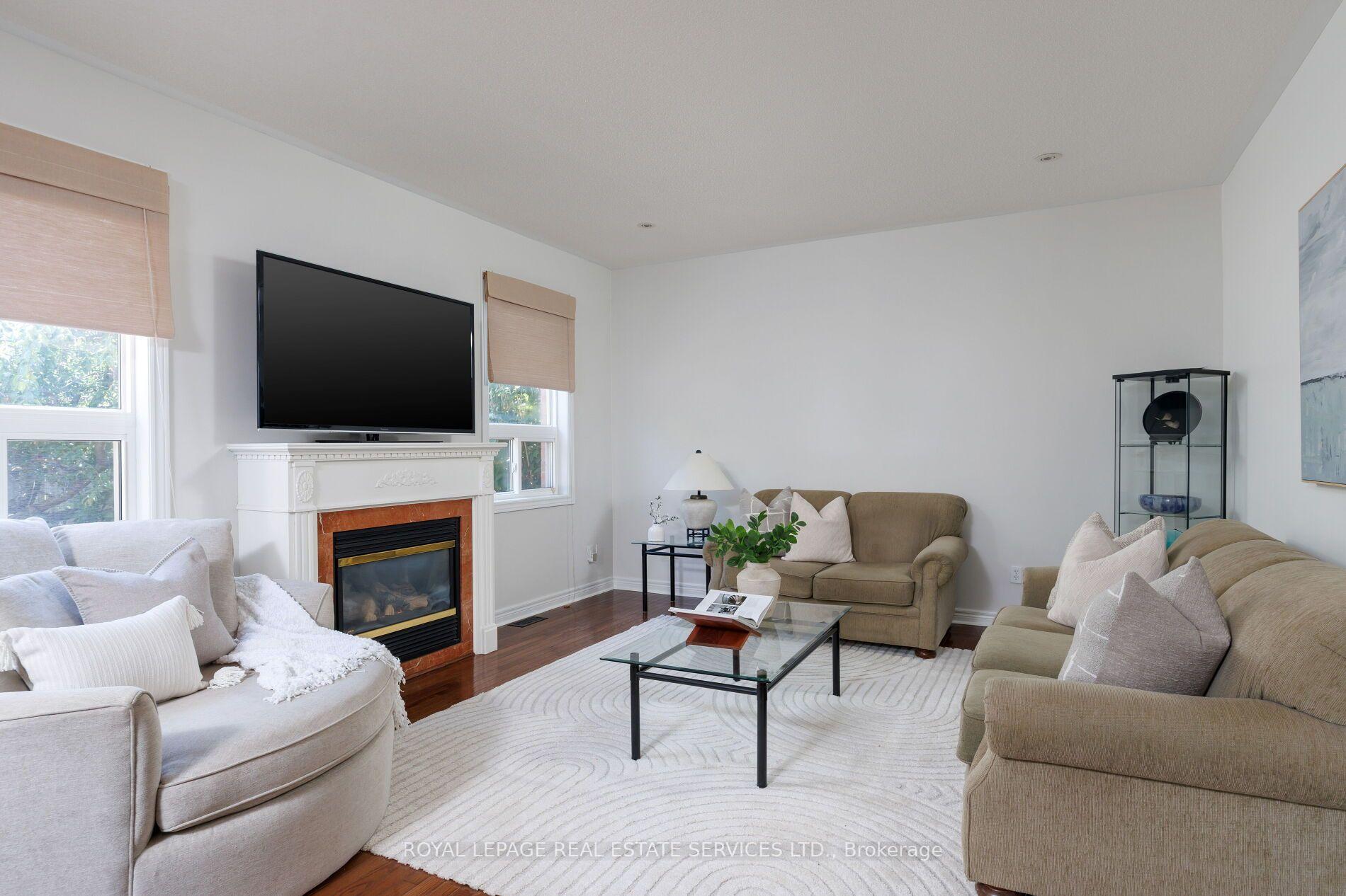 Photo 11 of 2190 Kingsridge Drive, Oakville, Westmount — HOMEH