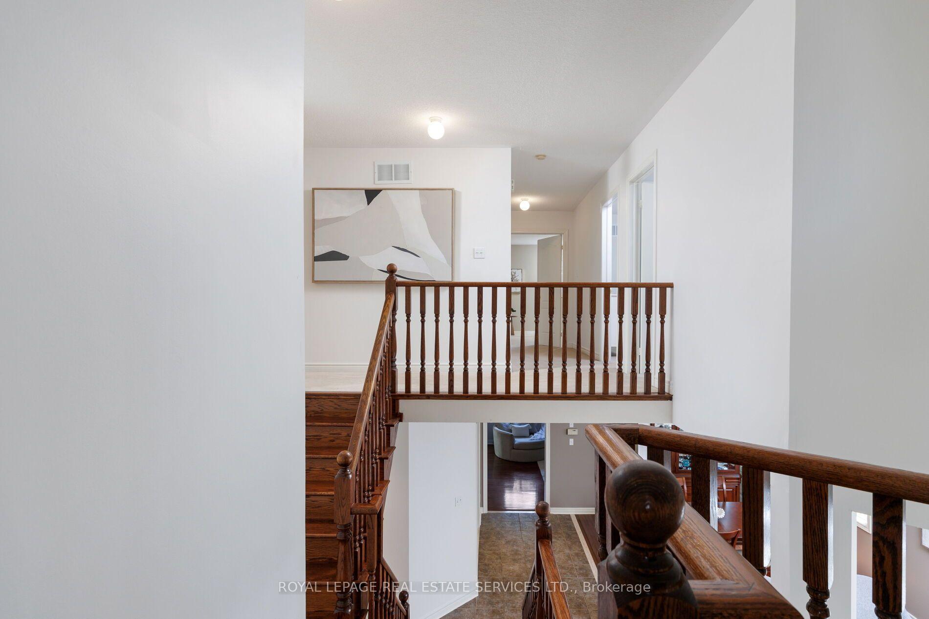 Photo 23 of 2190 Kingsridge Drive, Oakville, Westmount — HOMEH