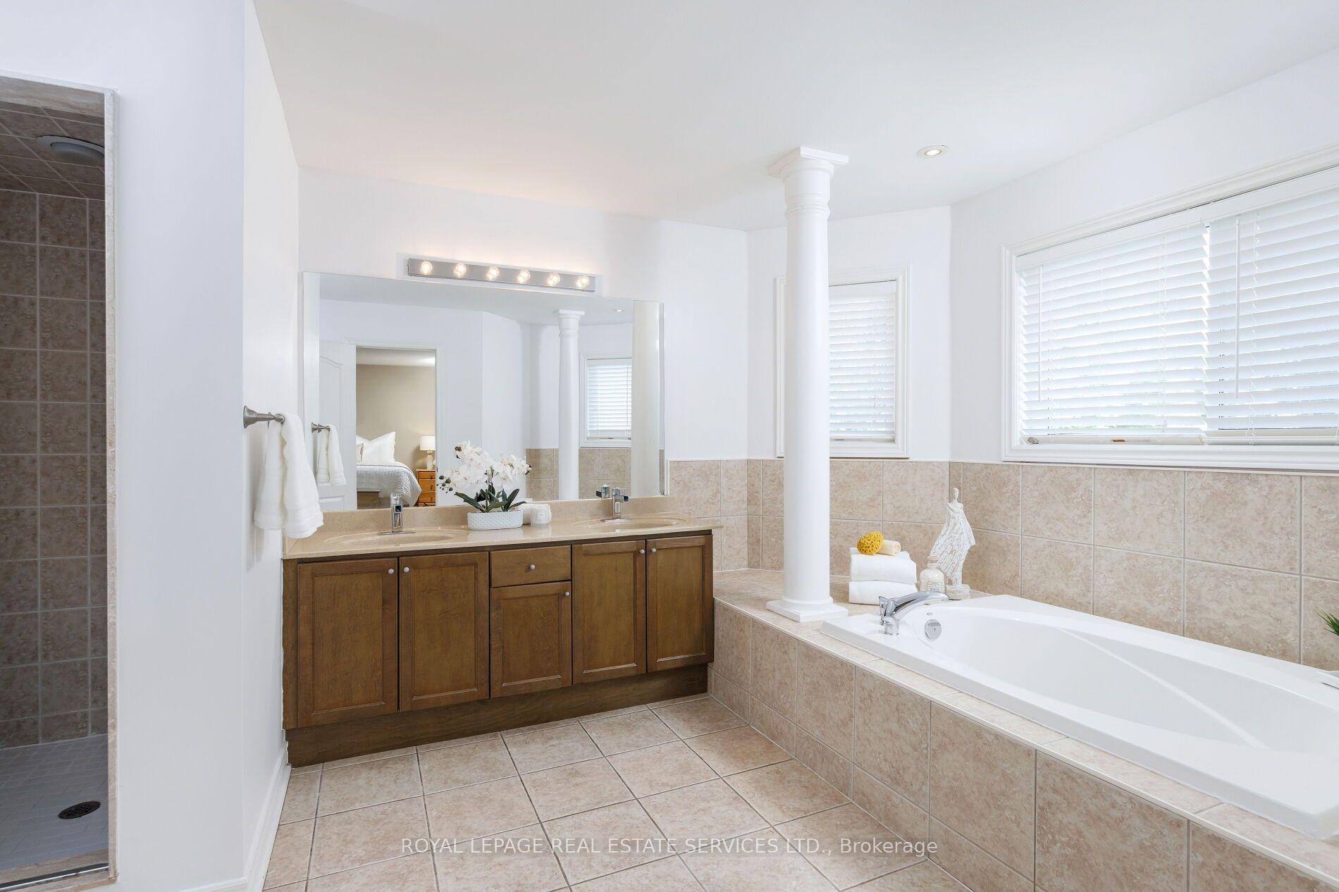 Photo 26 of 2190 Kingsridge Drive, Oakville, Westmount — HOMEH