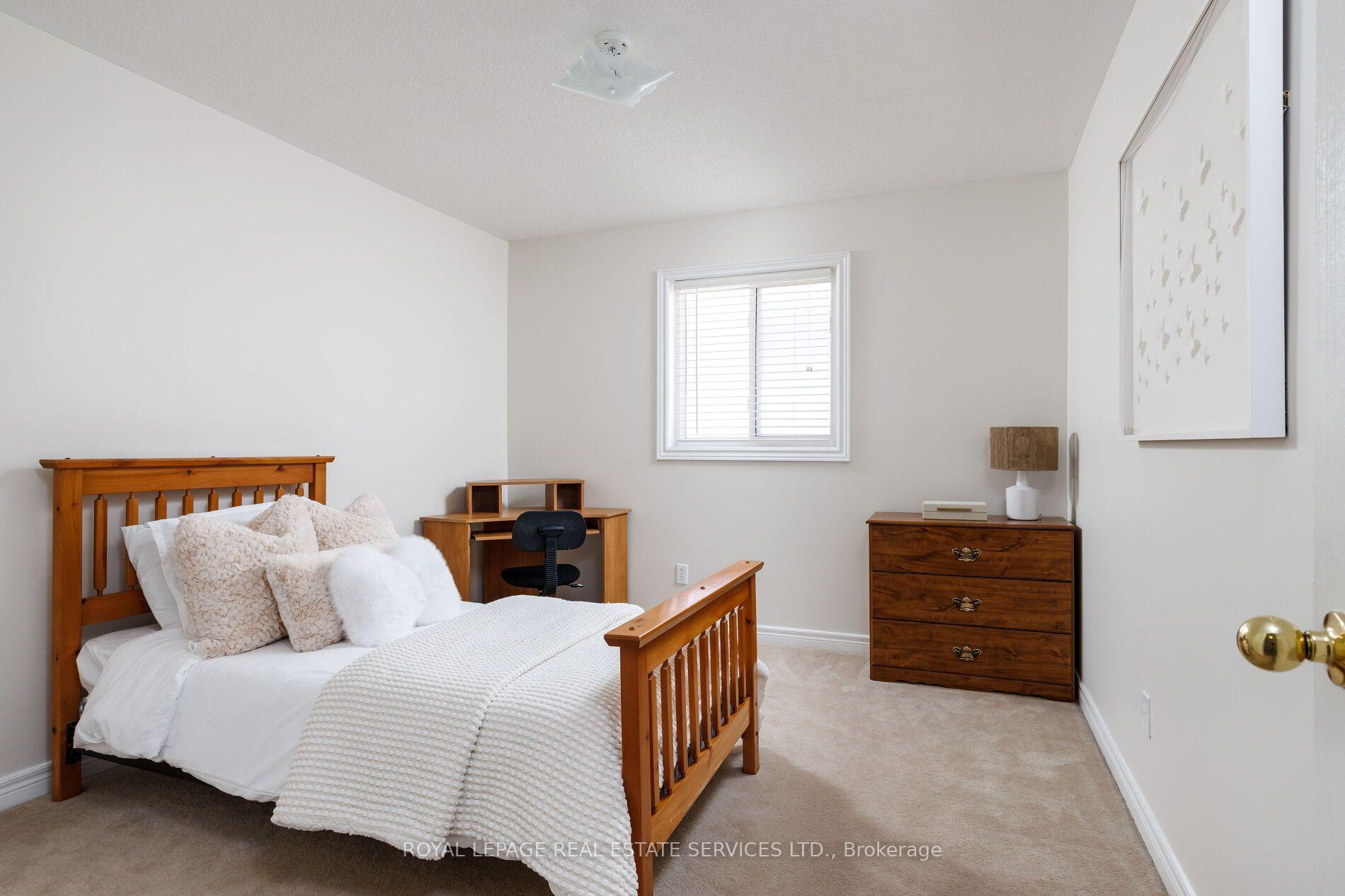 Photo 27 of 2190 Kingsridge Drive, Oakville, Westmount — HOMEH