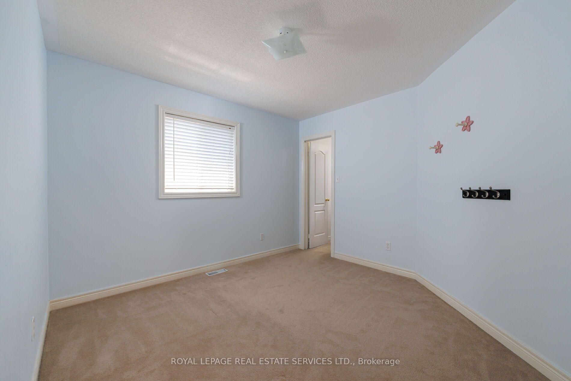 Photo 31 of 2190 Kingsridge Drive, Oakville, Westmount — HOMEH