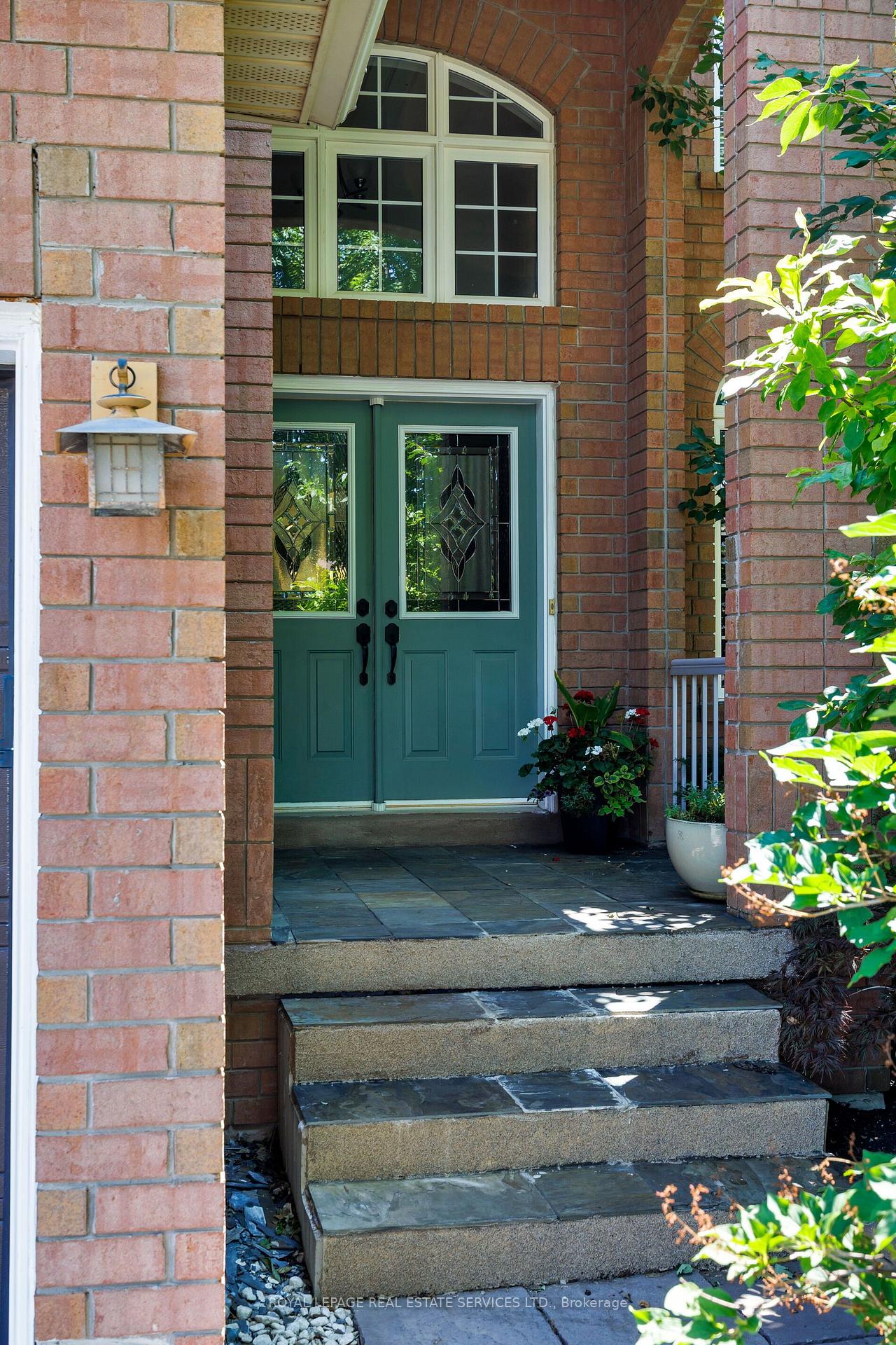 Photo 41 of 2190 Kingsridge Drive, Oakville, Westmount — HOMEH